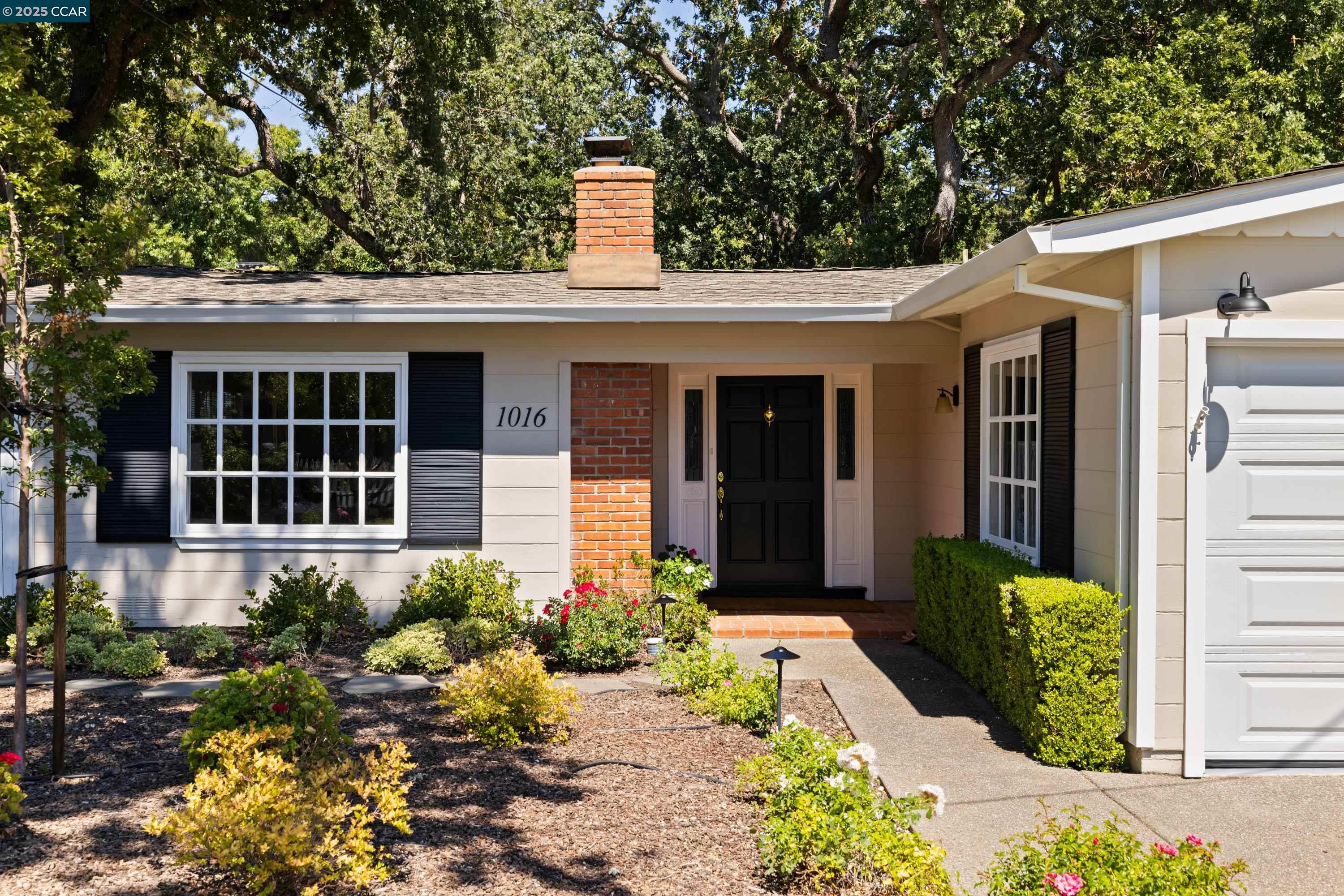 1016 Dyer Dr.