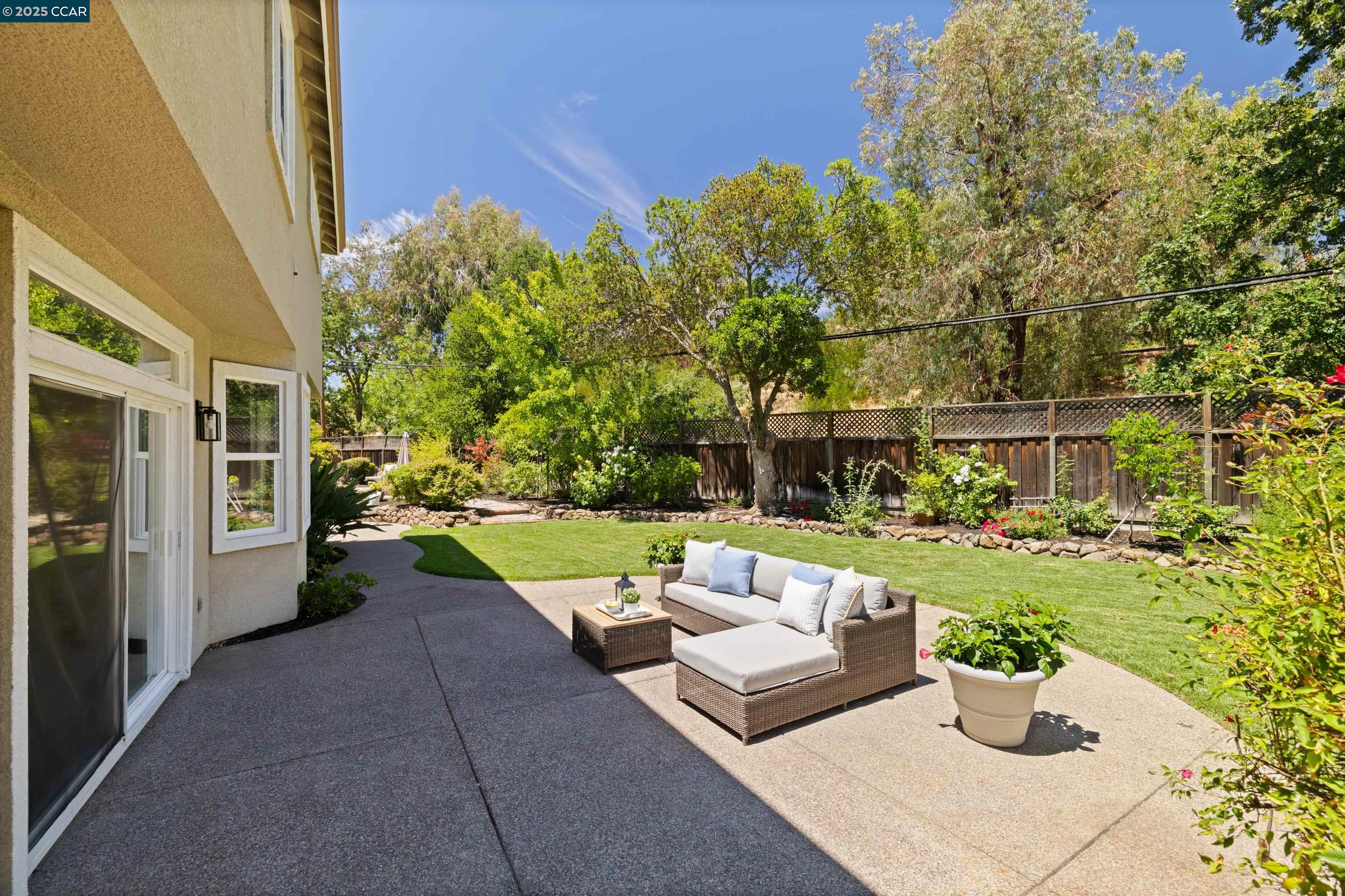 1166 Briarwood Way