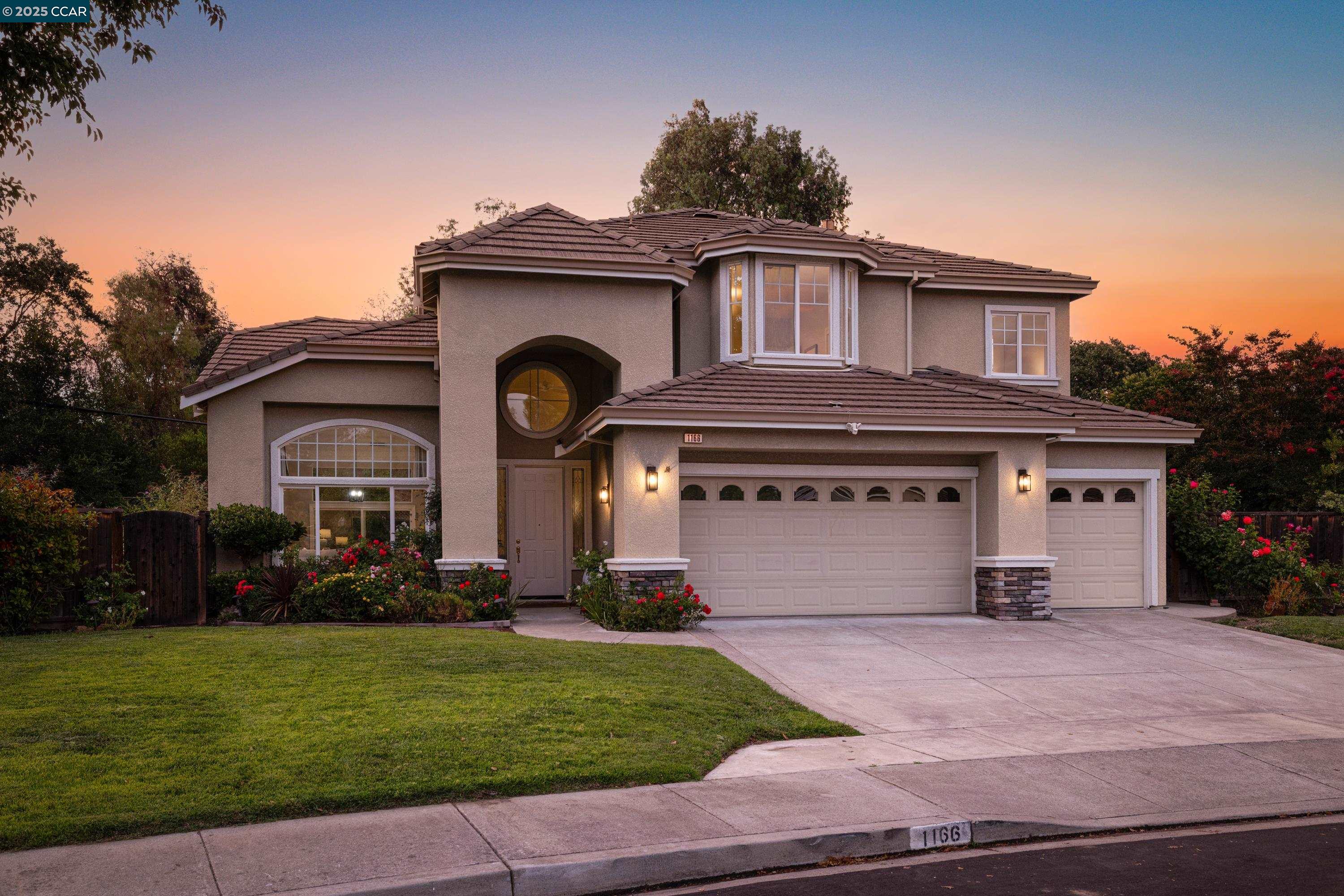 1166 Briarwood Way