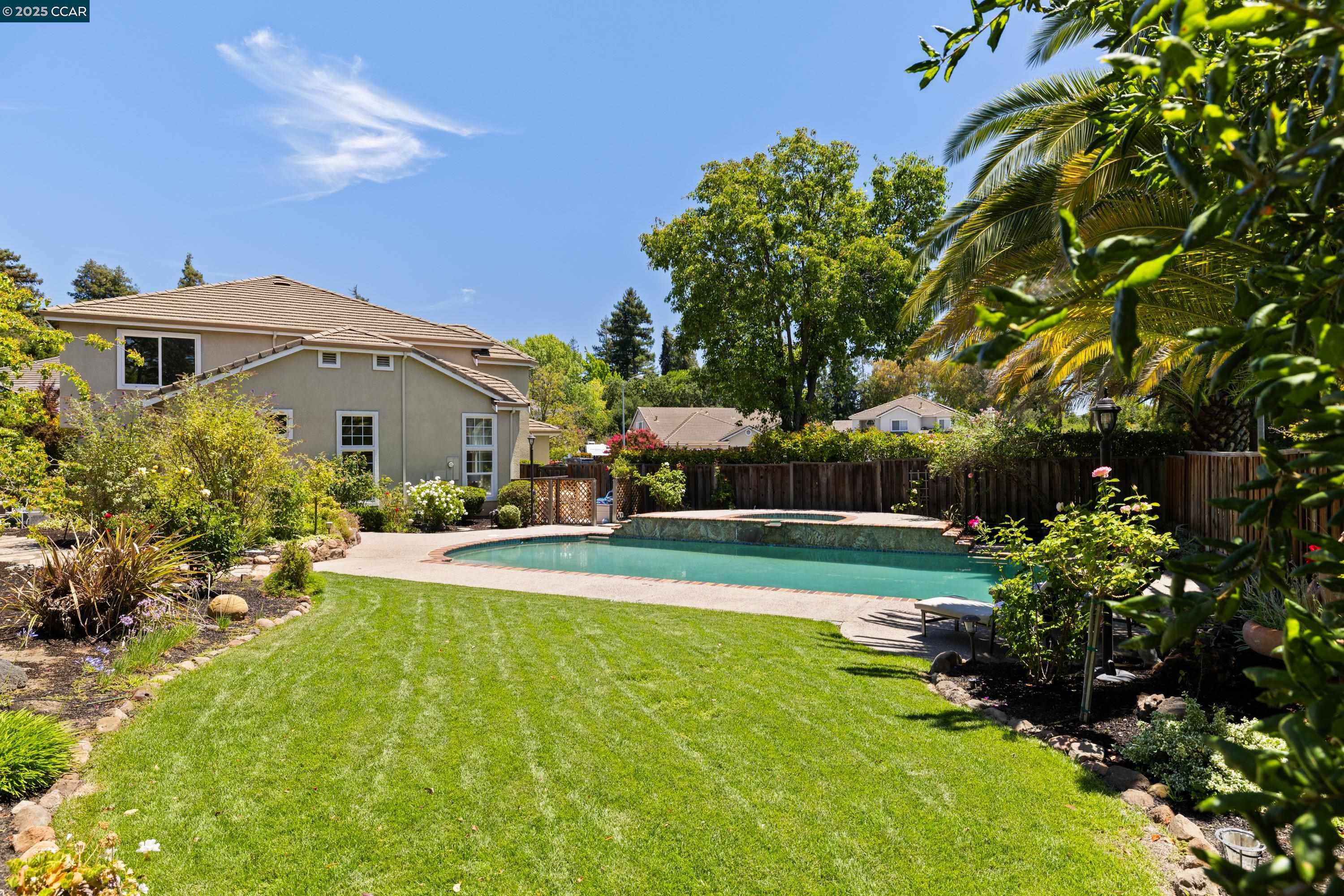 1166 Briarwood Way