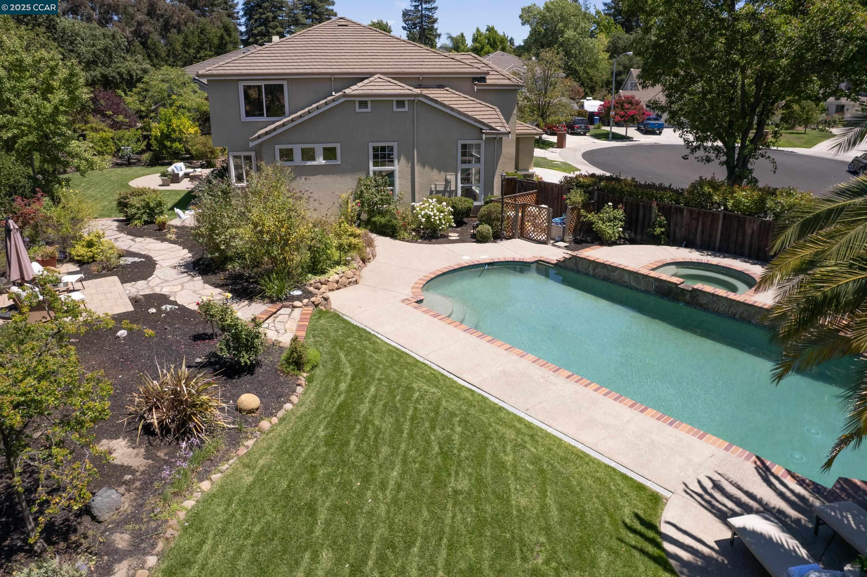 1166 Briarwood Way