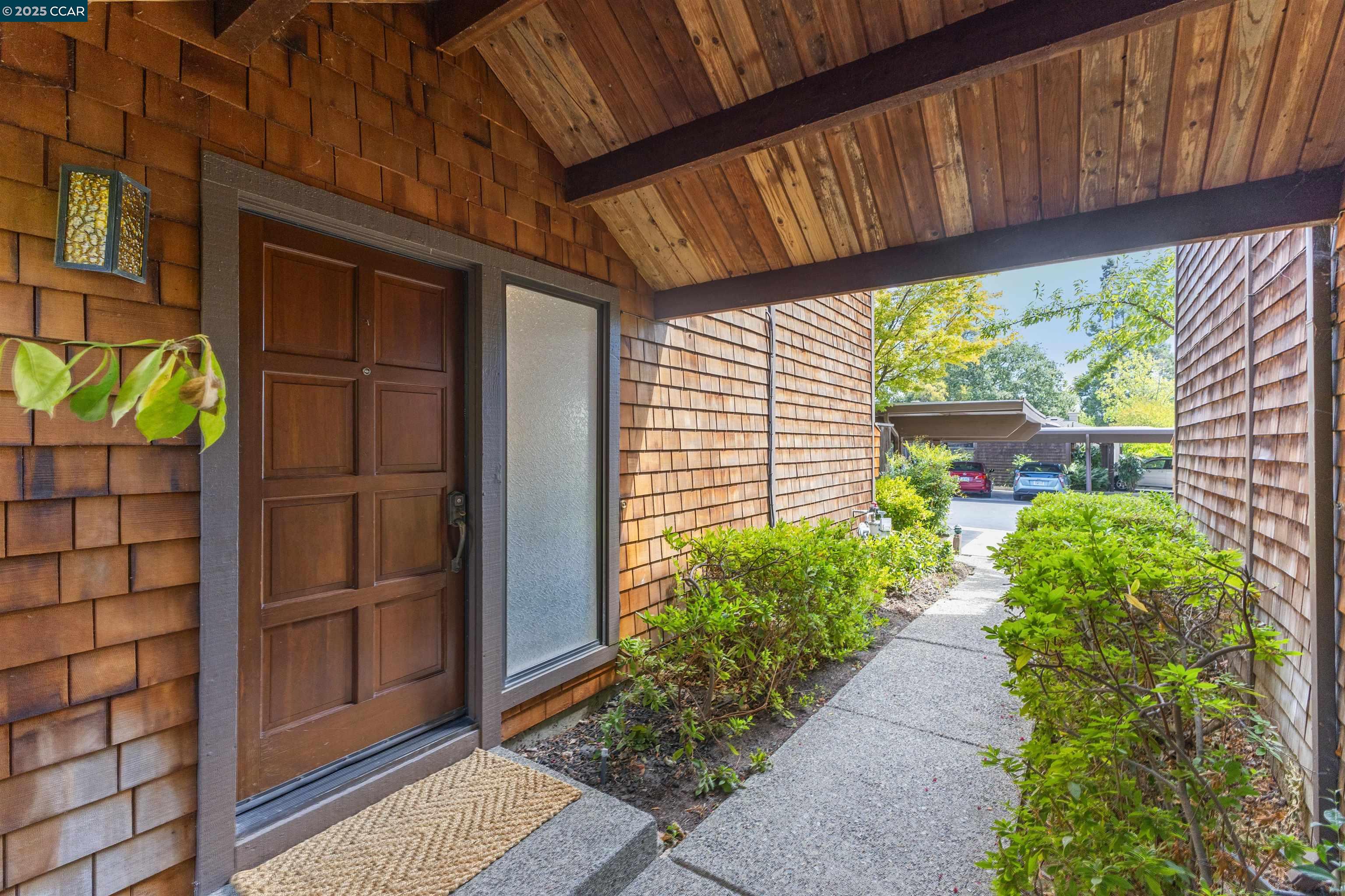 7 Songbird Ct
