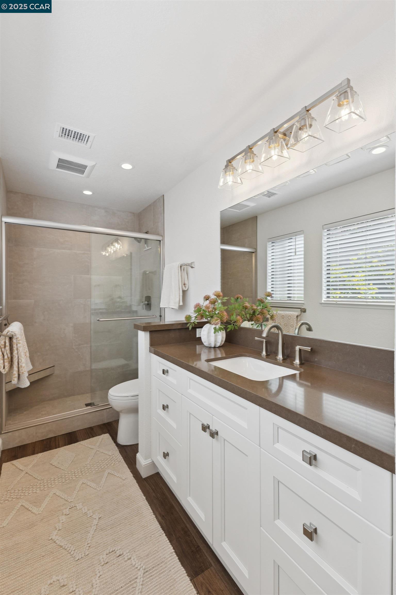 7 Songbird Ct