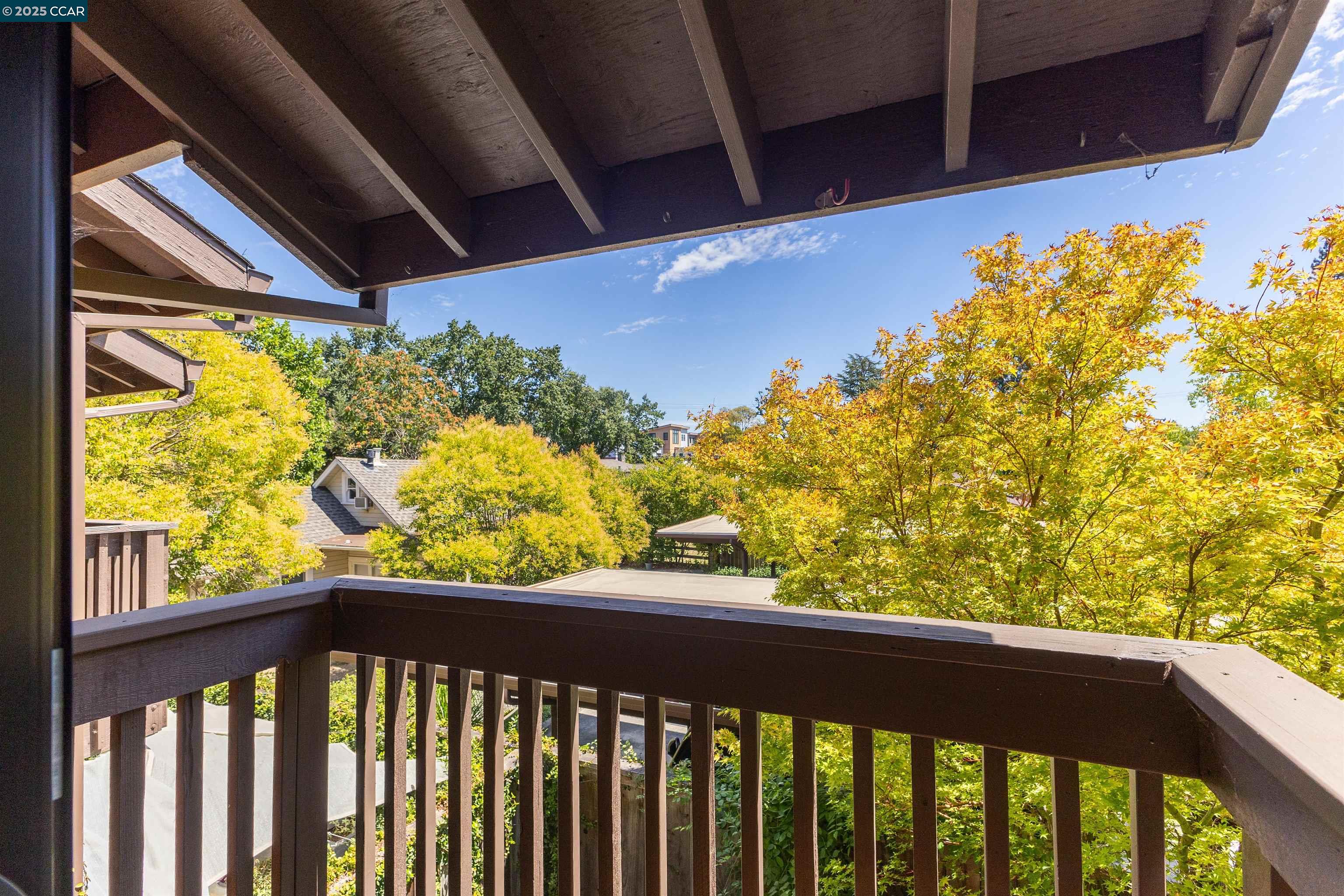 7 Songbird Ct