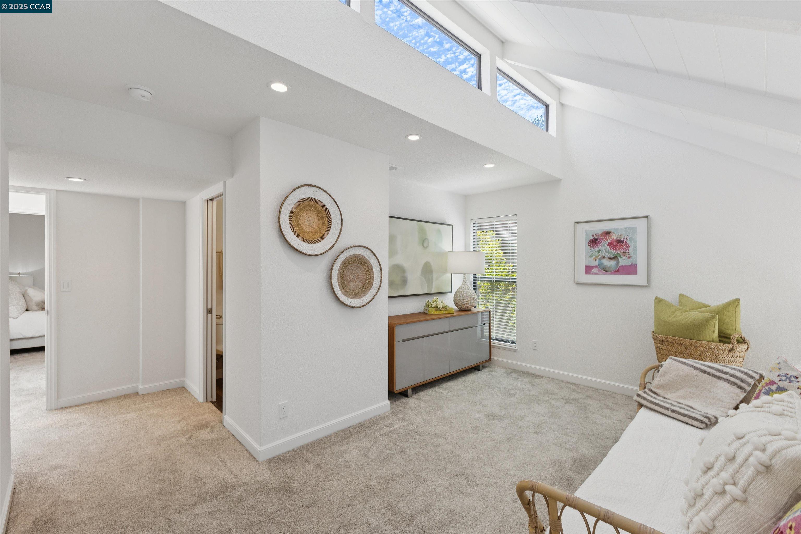 7 Songbird Ct
