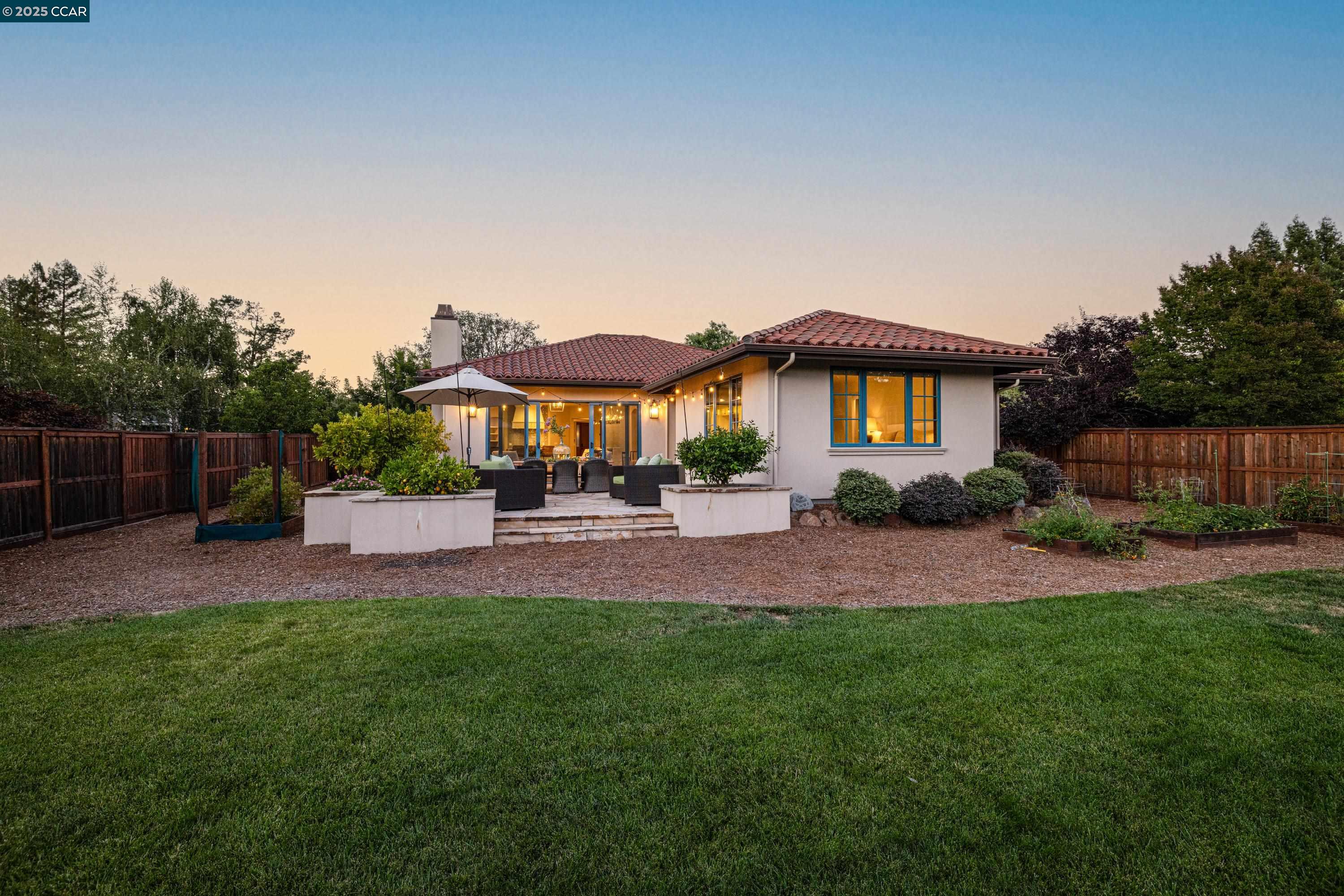 3 Barnes Ct