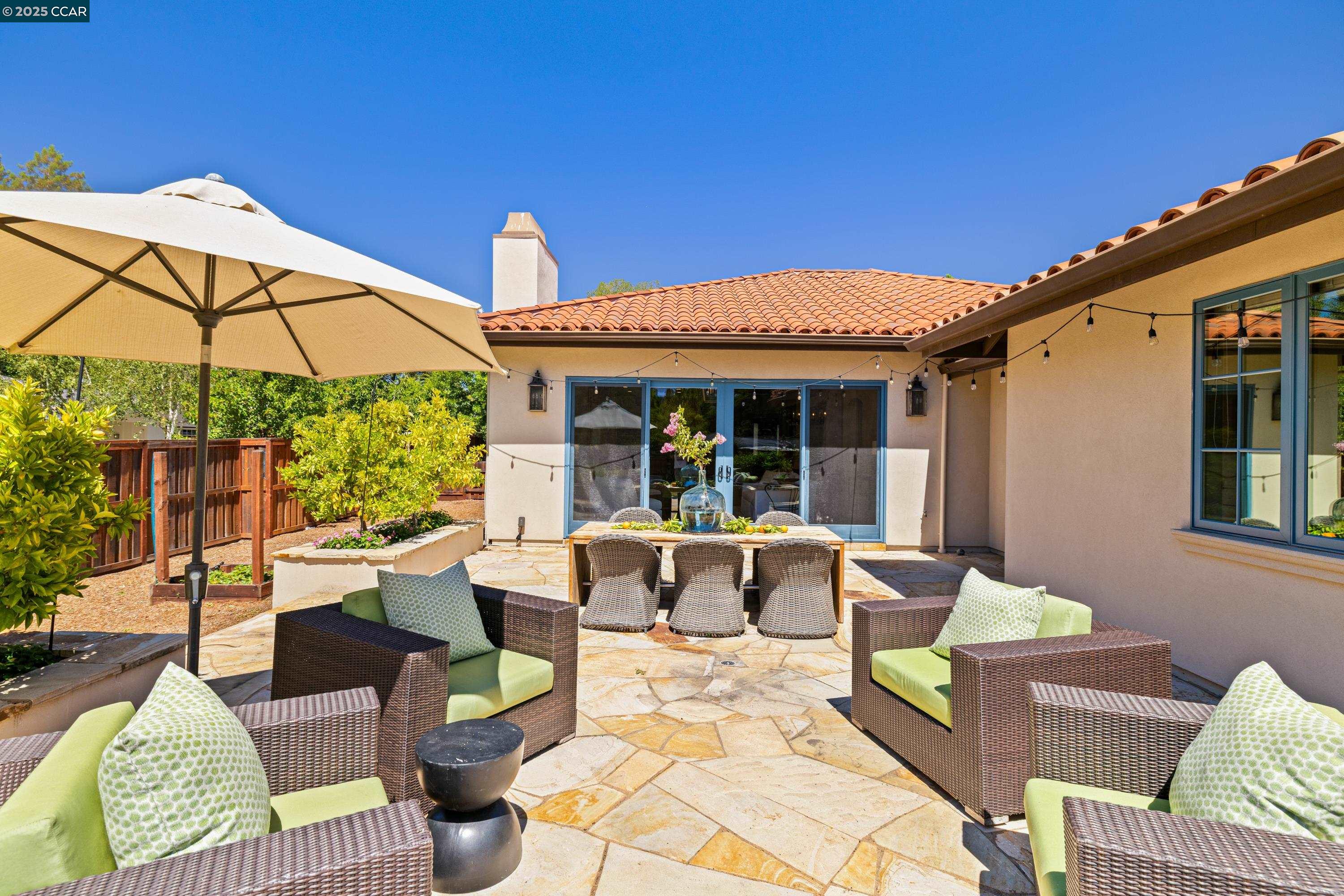 3 Barnes Ct
