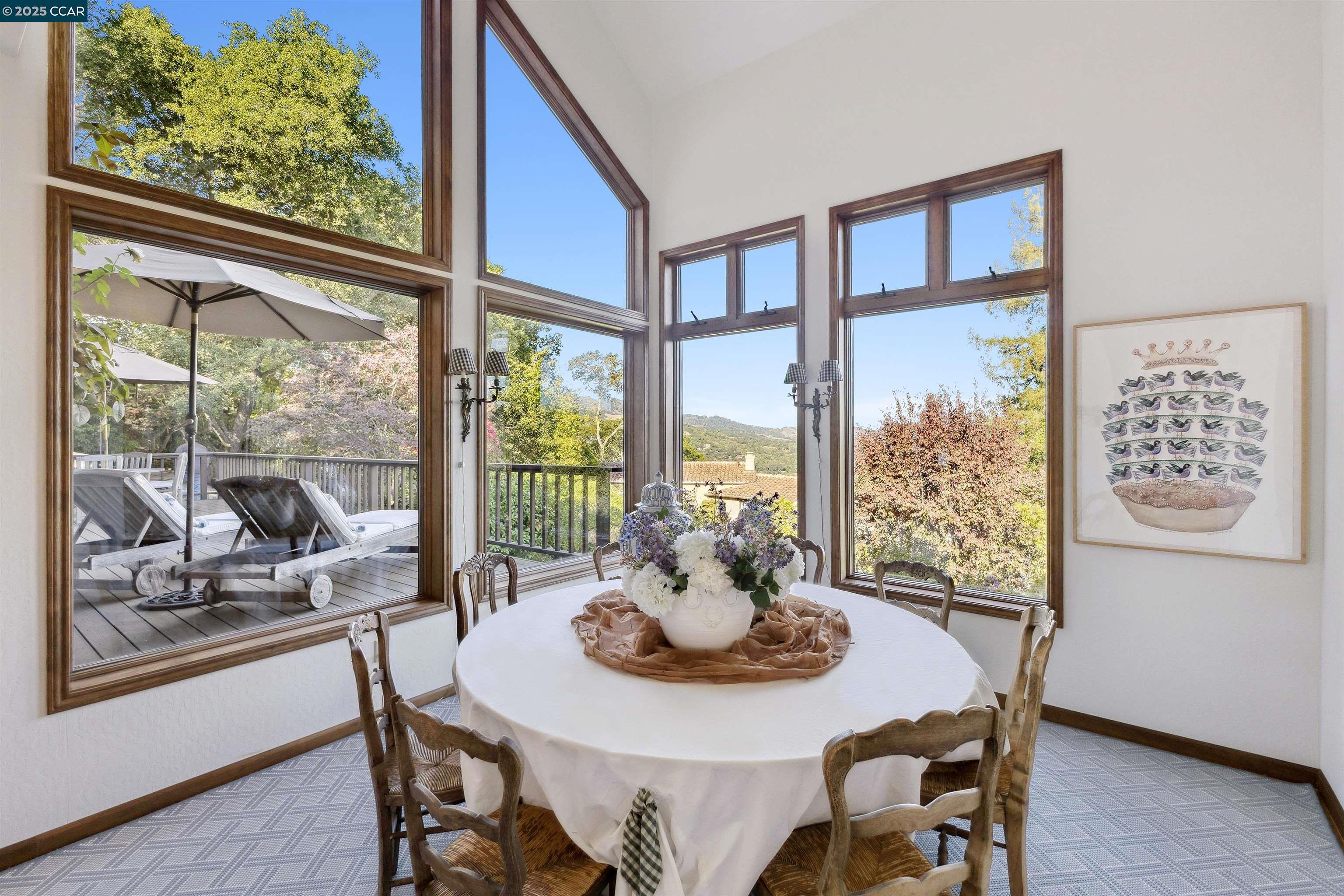 85 La Cuesta Drive