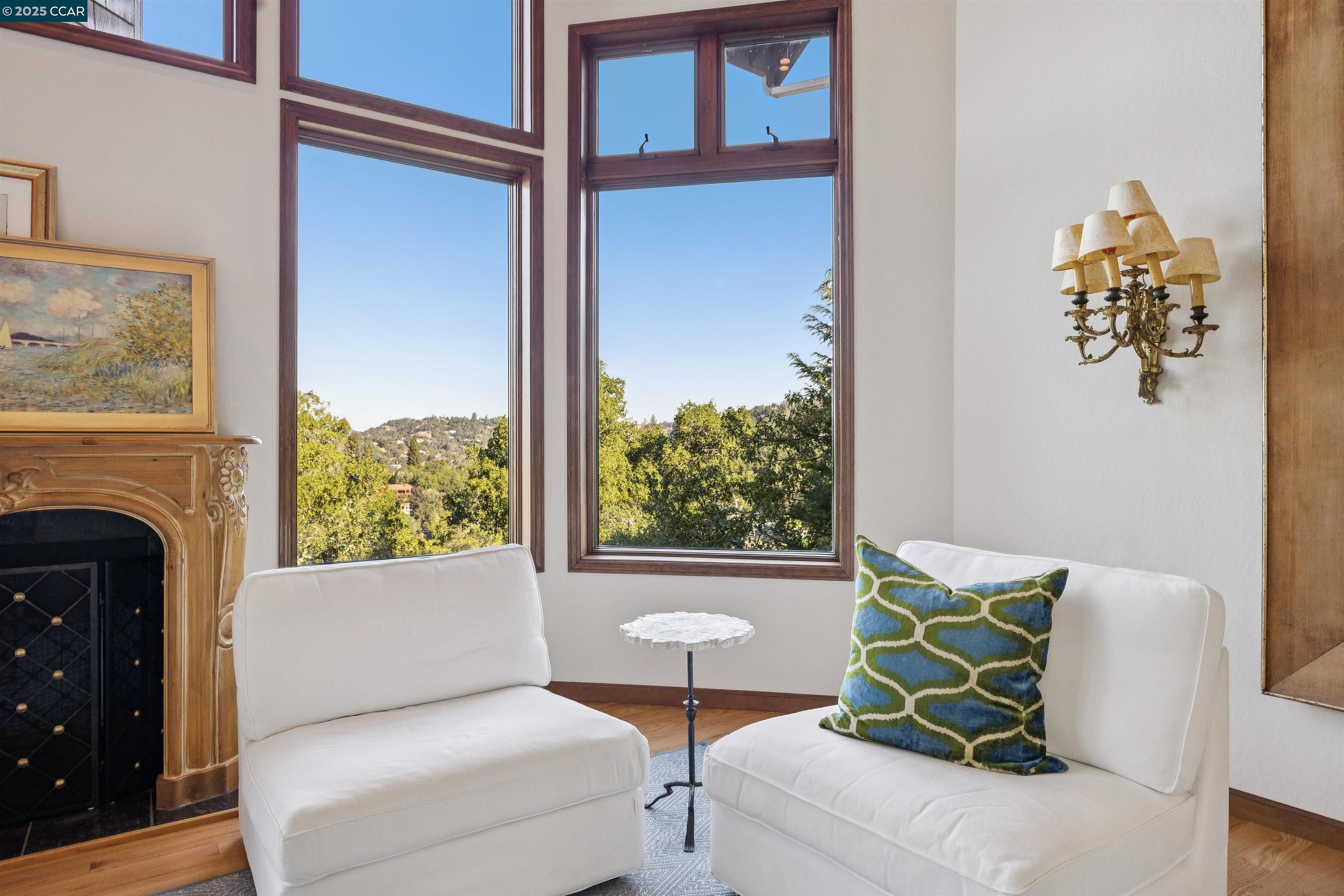 85 La Cuesta Drive