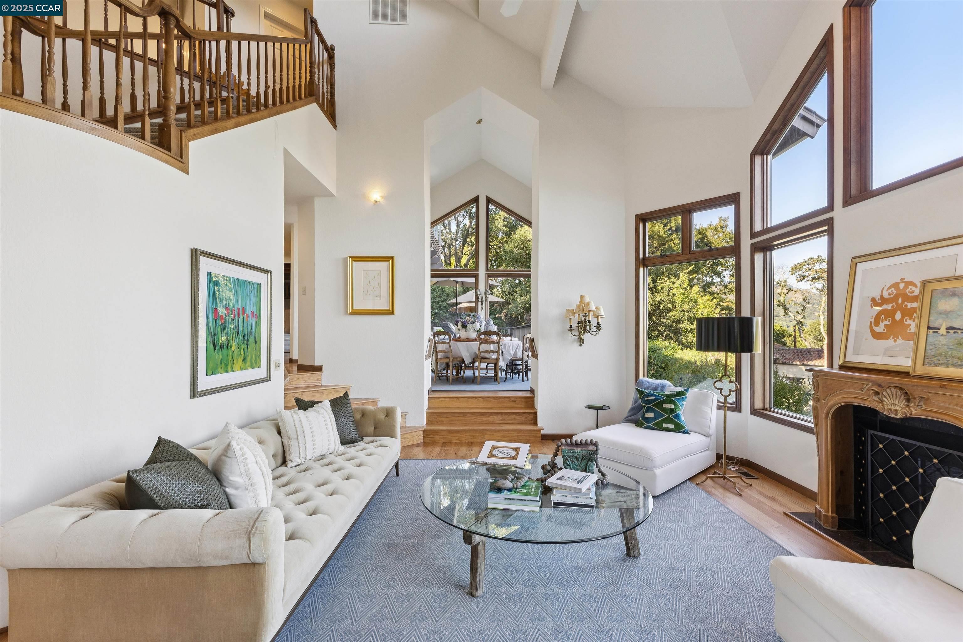 85 La Cuesta Drive