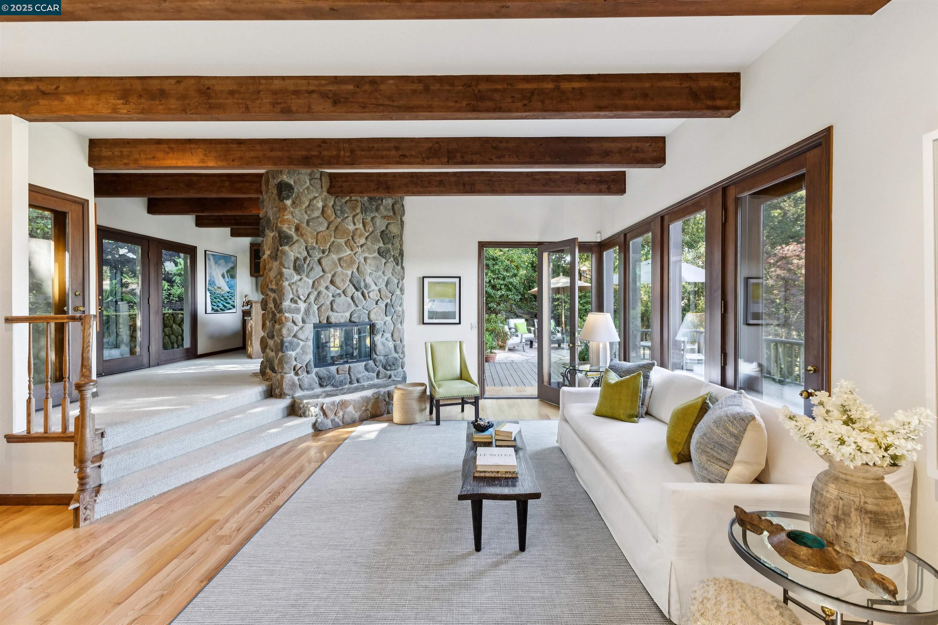 85 La Cuesta Drive