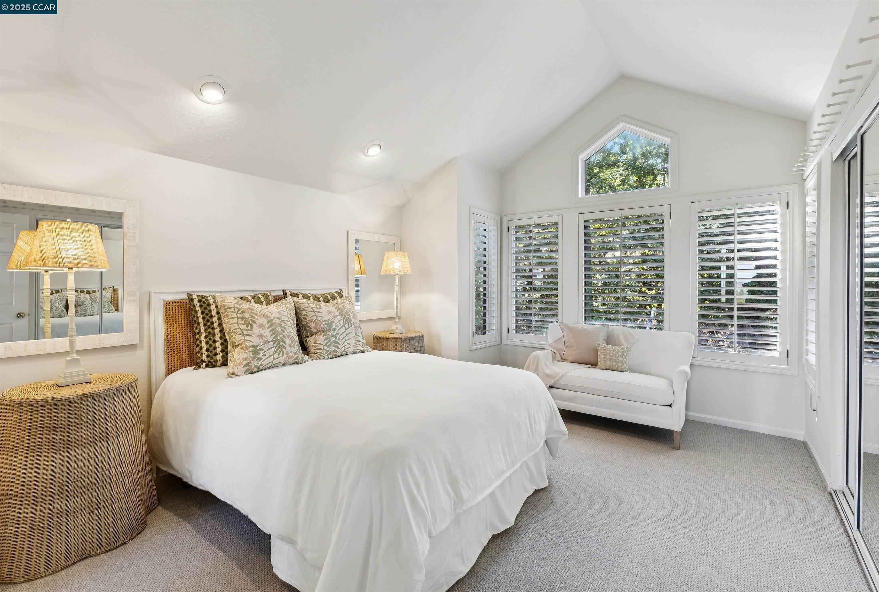 85 La Cuesta Drive