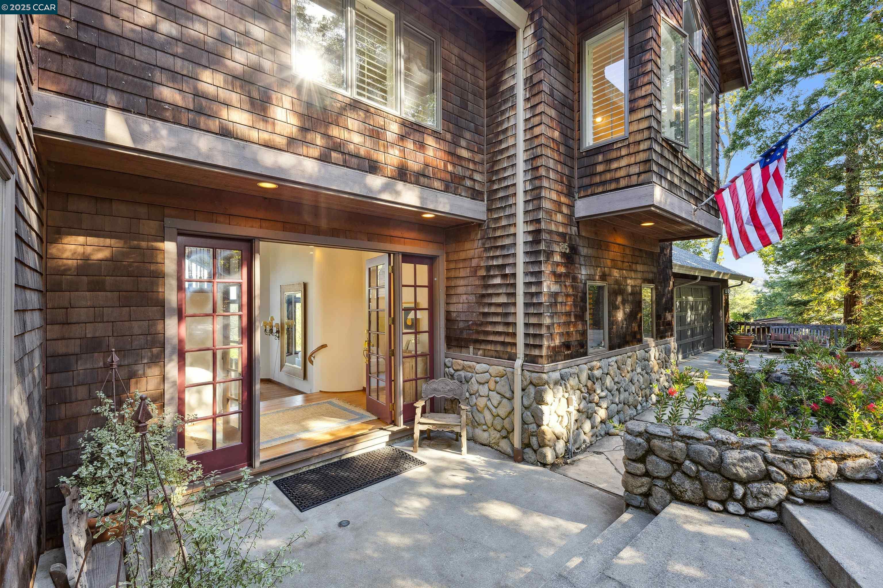 85 La Cuesta Drive
