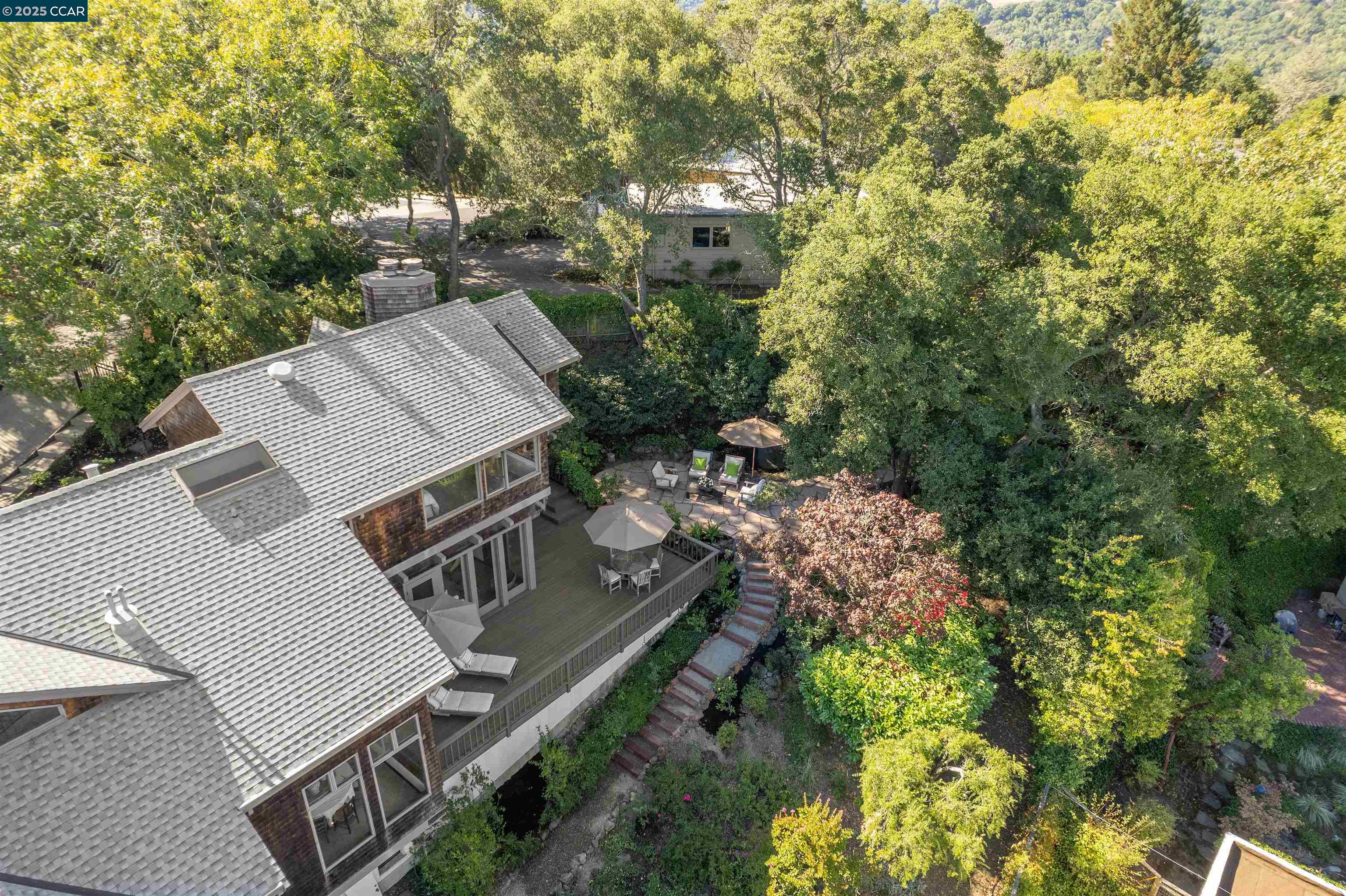 85 La Cuesta Drive