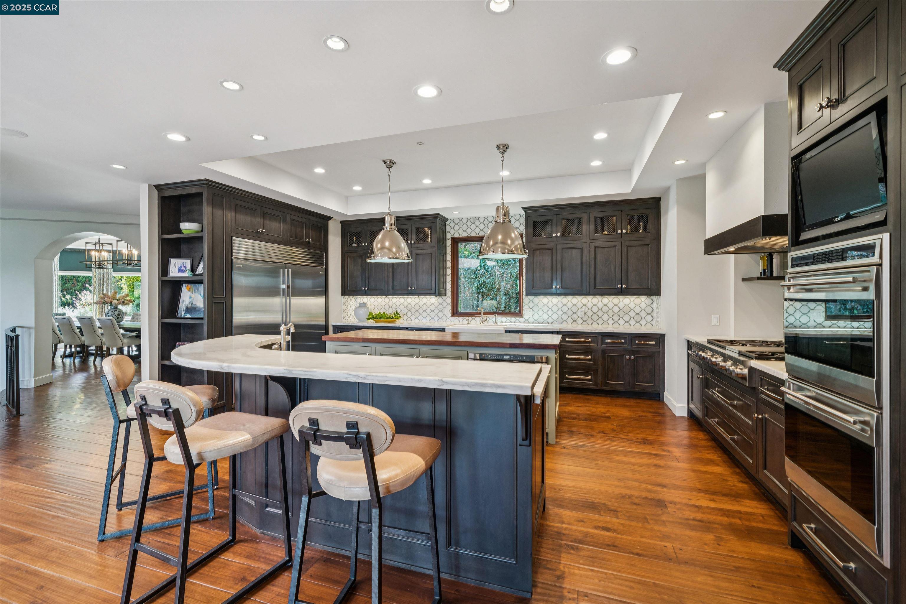 42 Tappan Ln