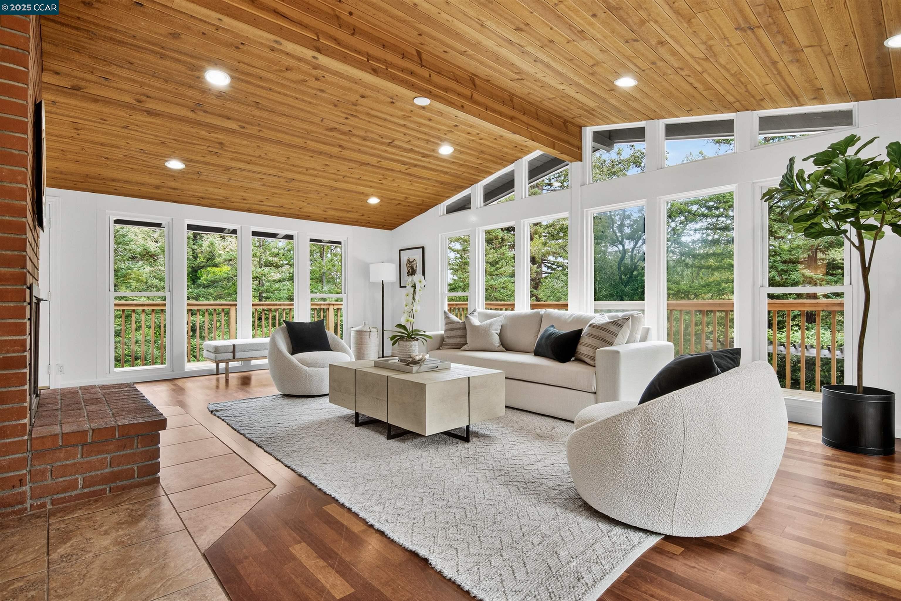 853 Revere Rd, Lafayette