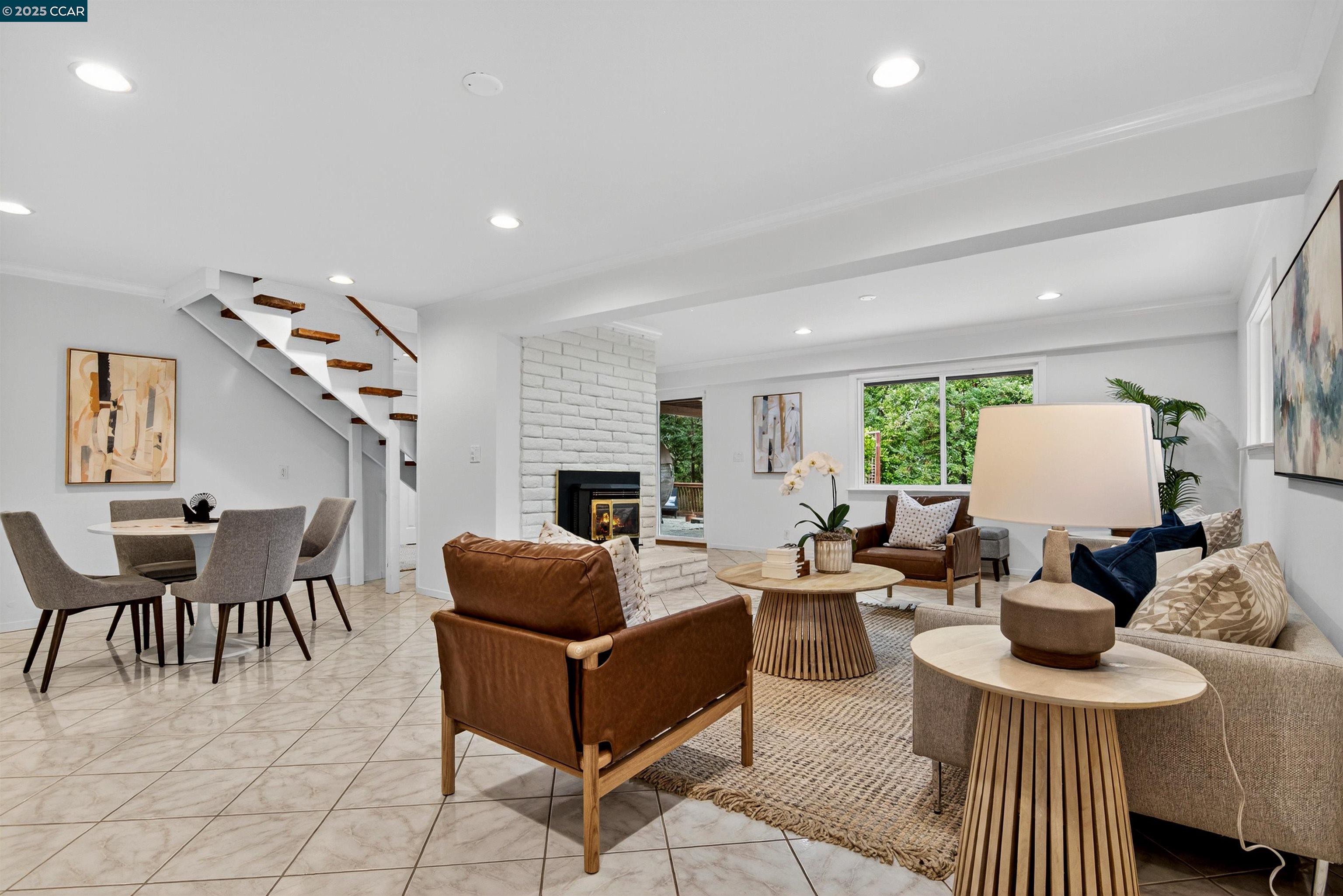 853 Revere Rd, Lafayette