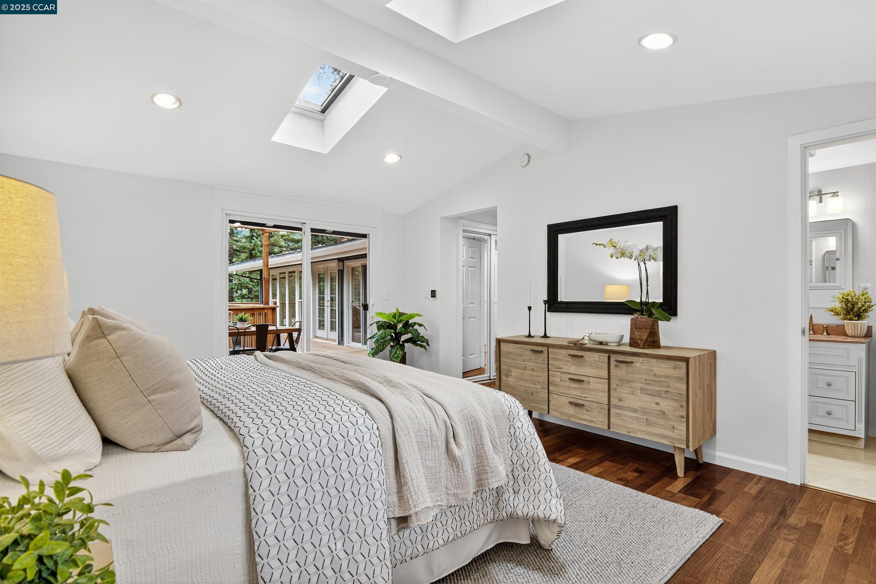 853 Revere Rd, Lafayette