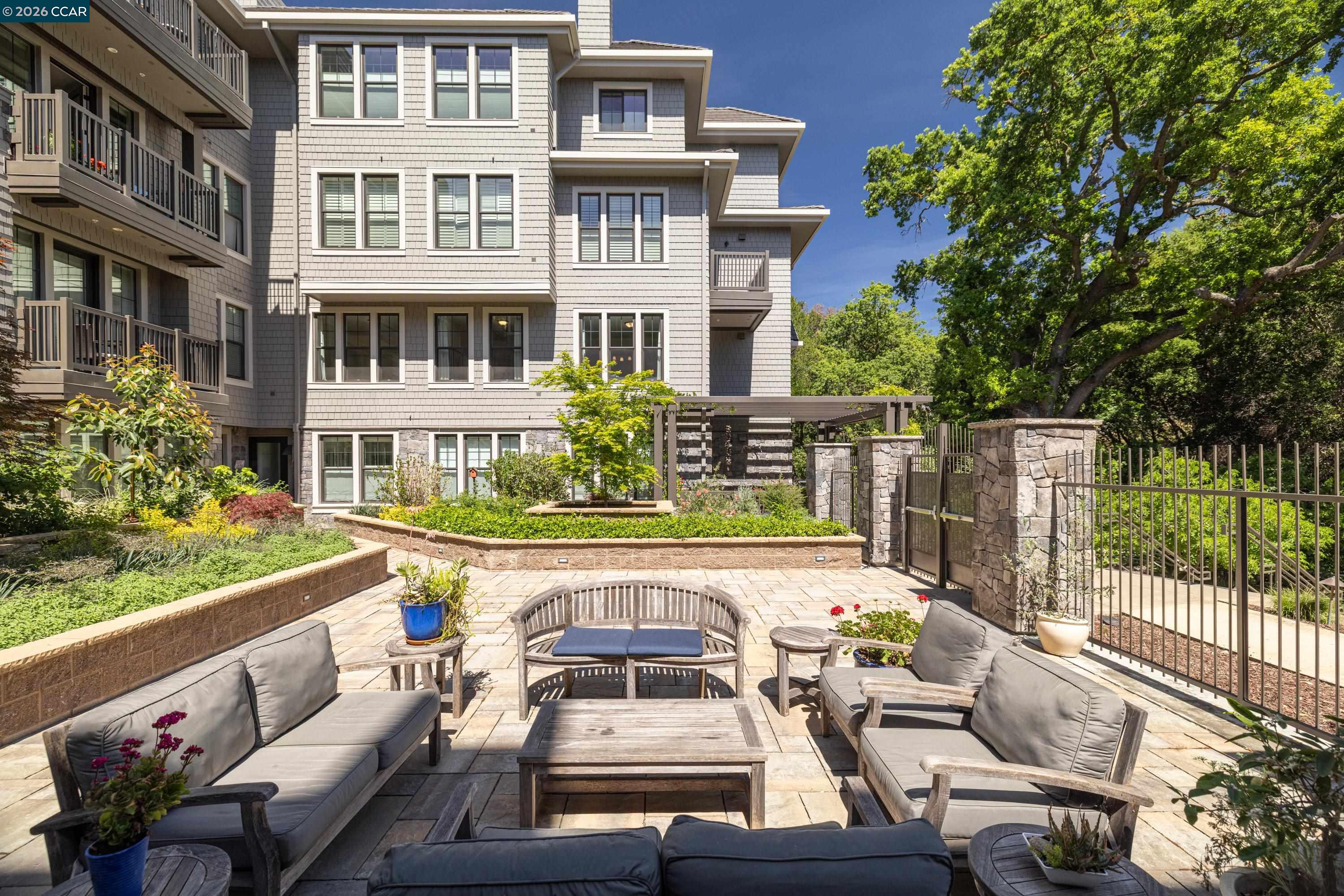 1000 Dewing Ave # 210