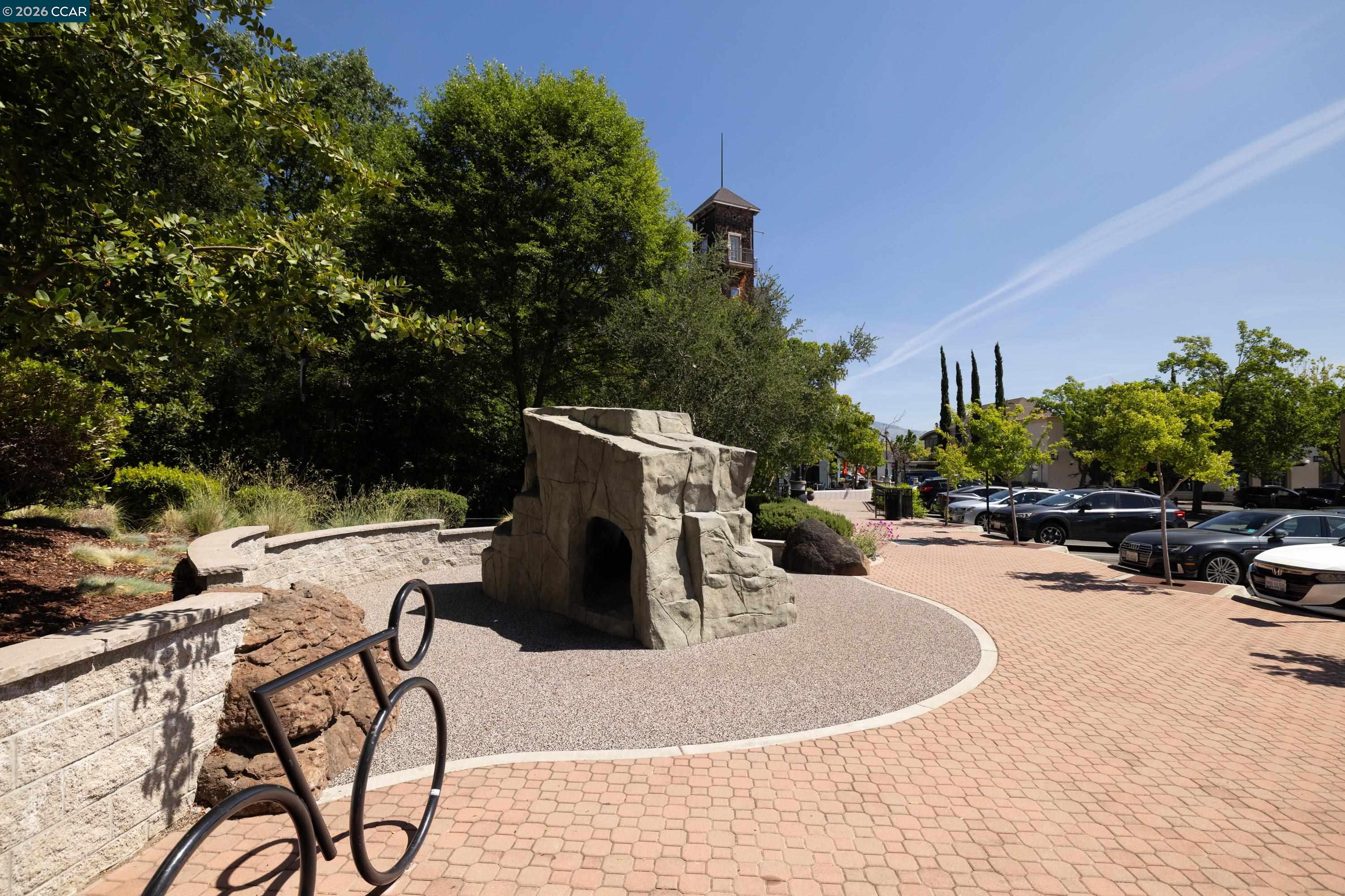 1000 Dewing Ave # 210