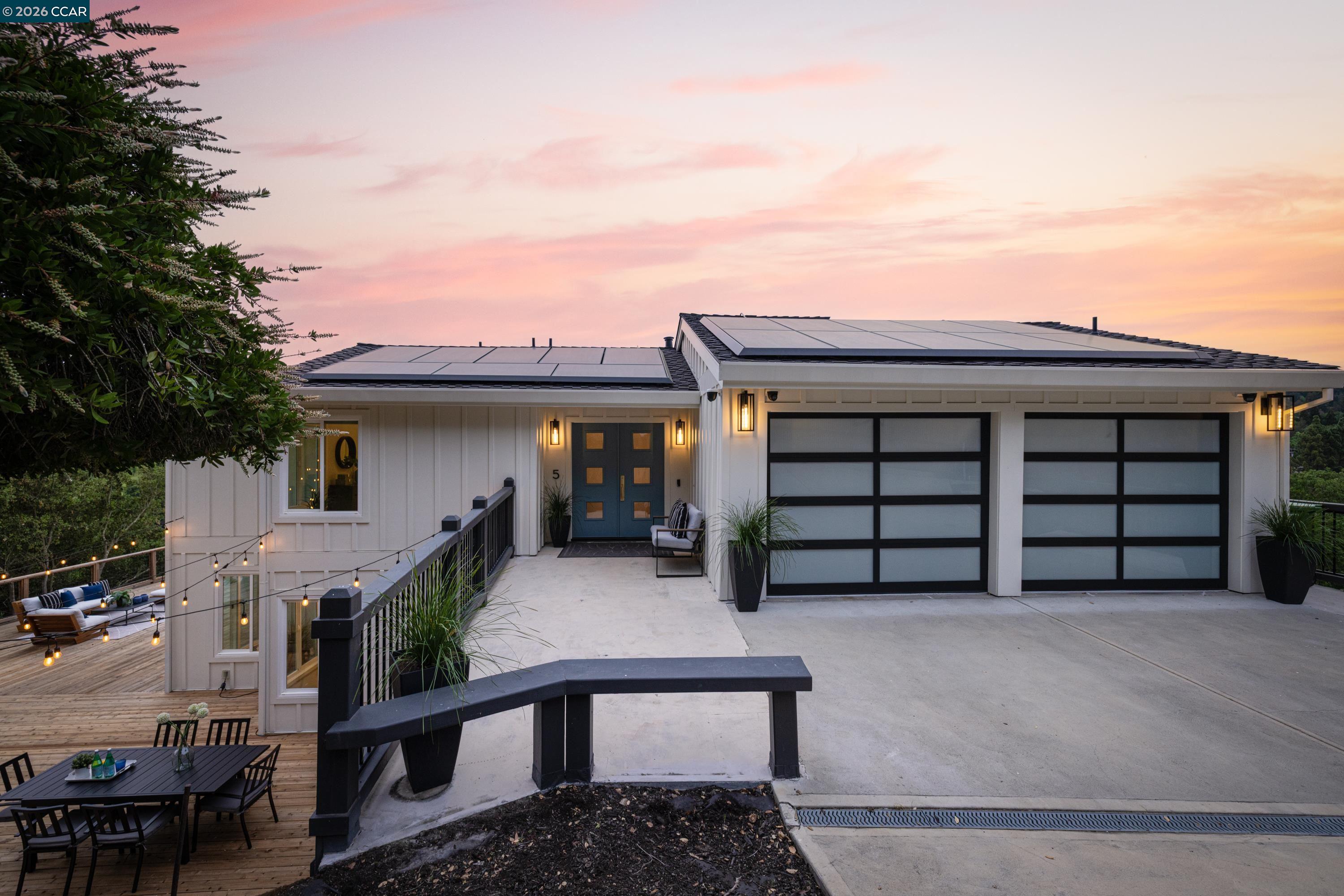 5 Wanda Ln