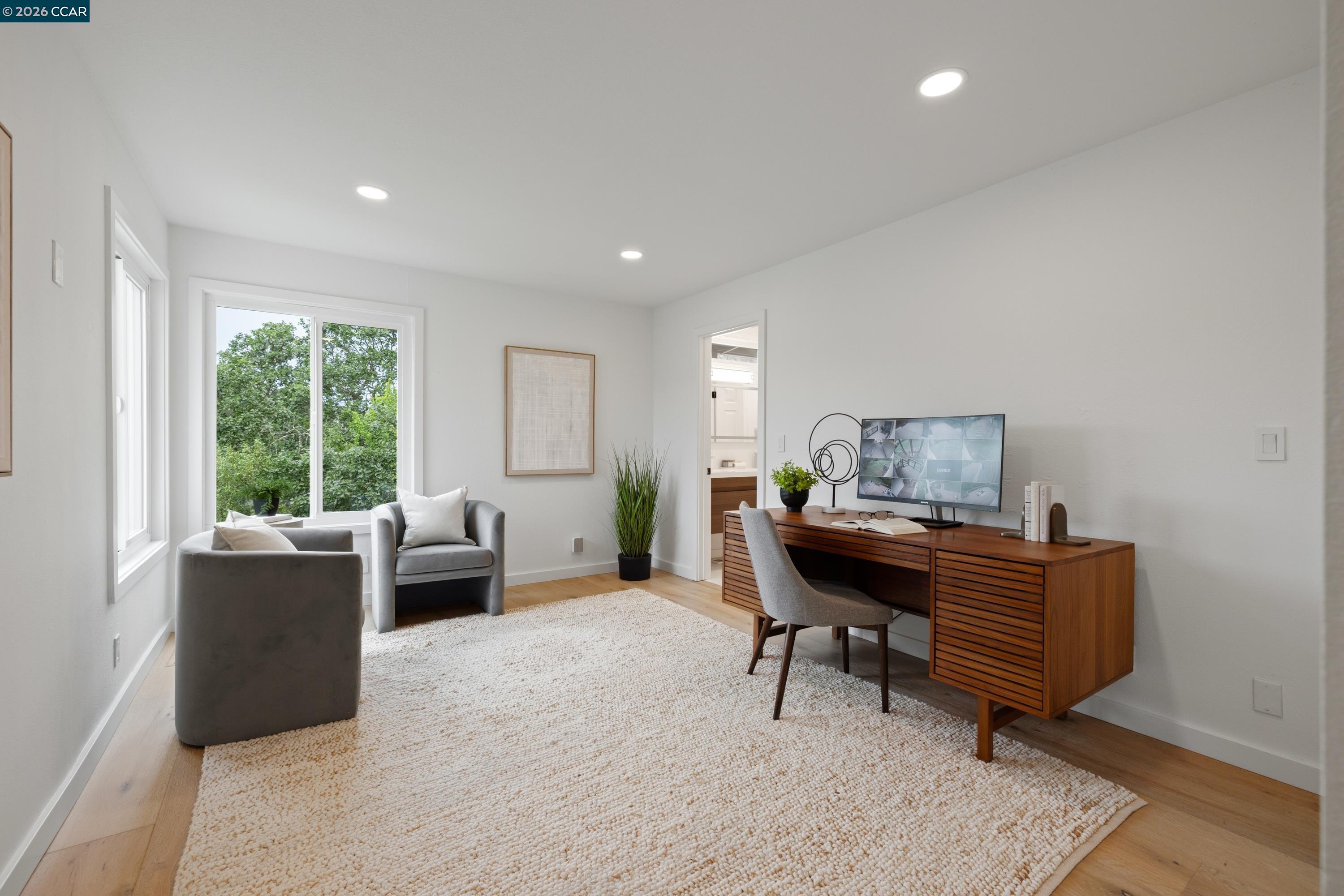 5 Wanda Ln