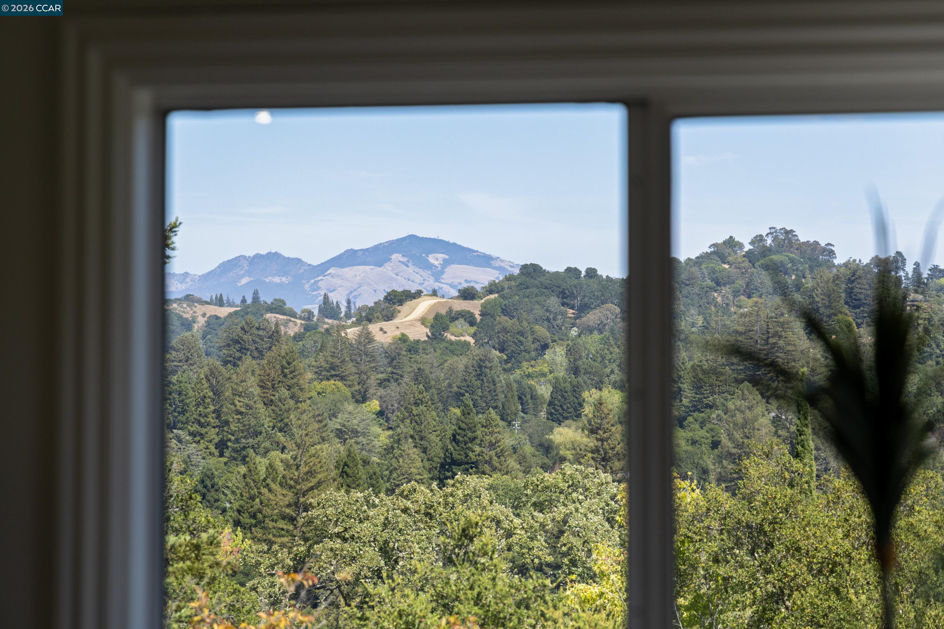 78 Scenic Dr