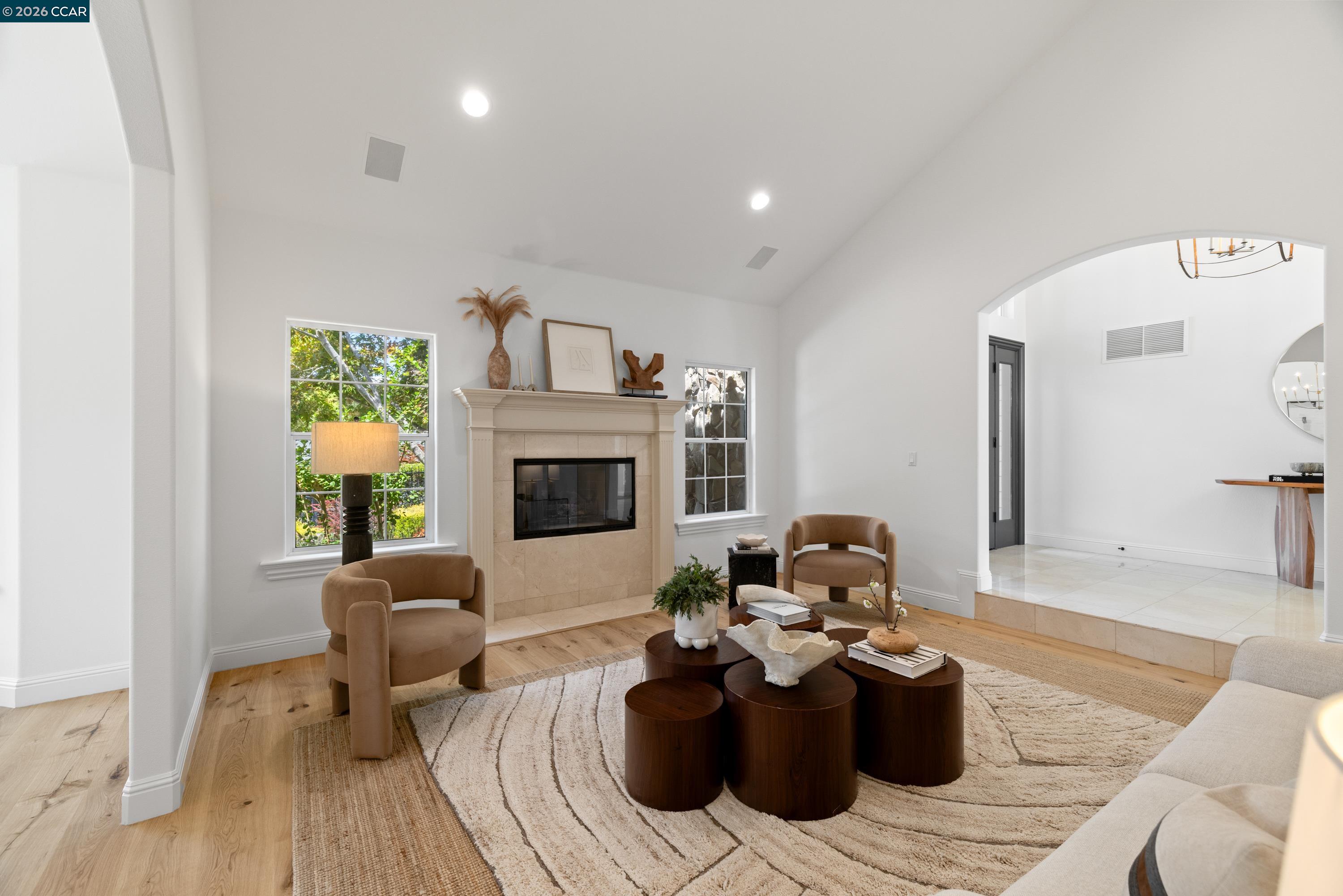 78 Scenic Dr