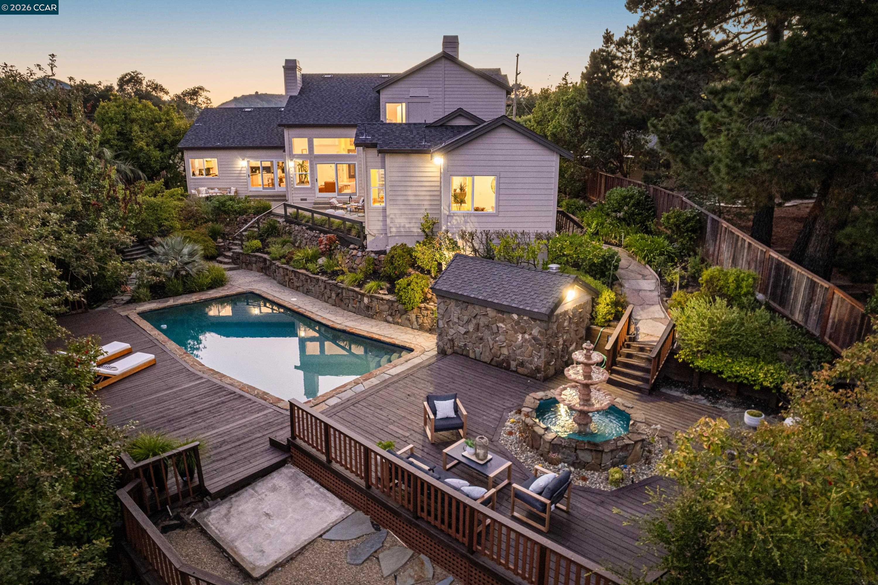 78 Scenic Dr