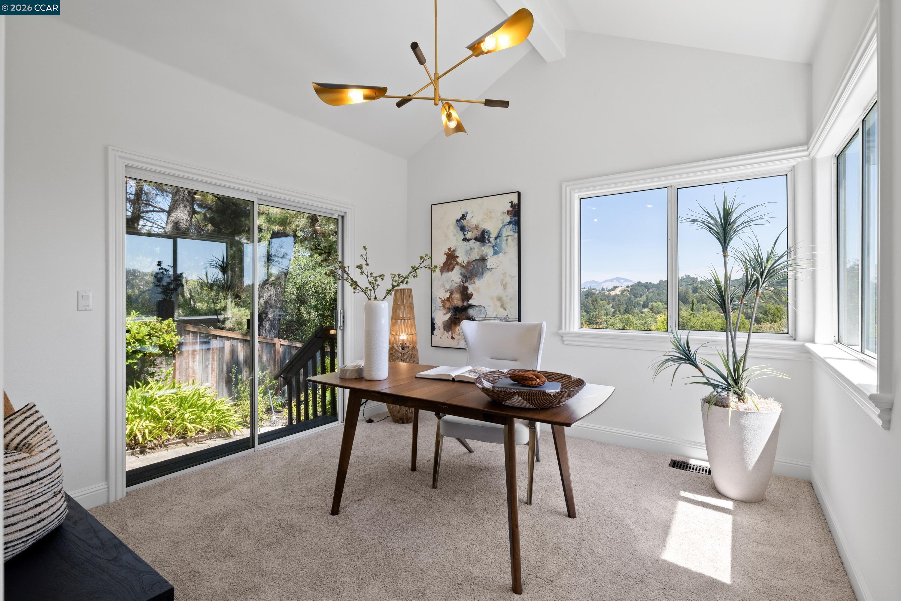78 Scenic Dr