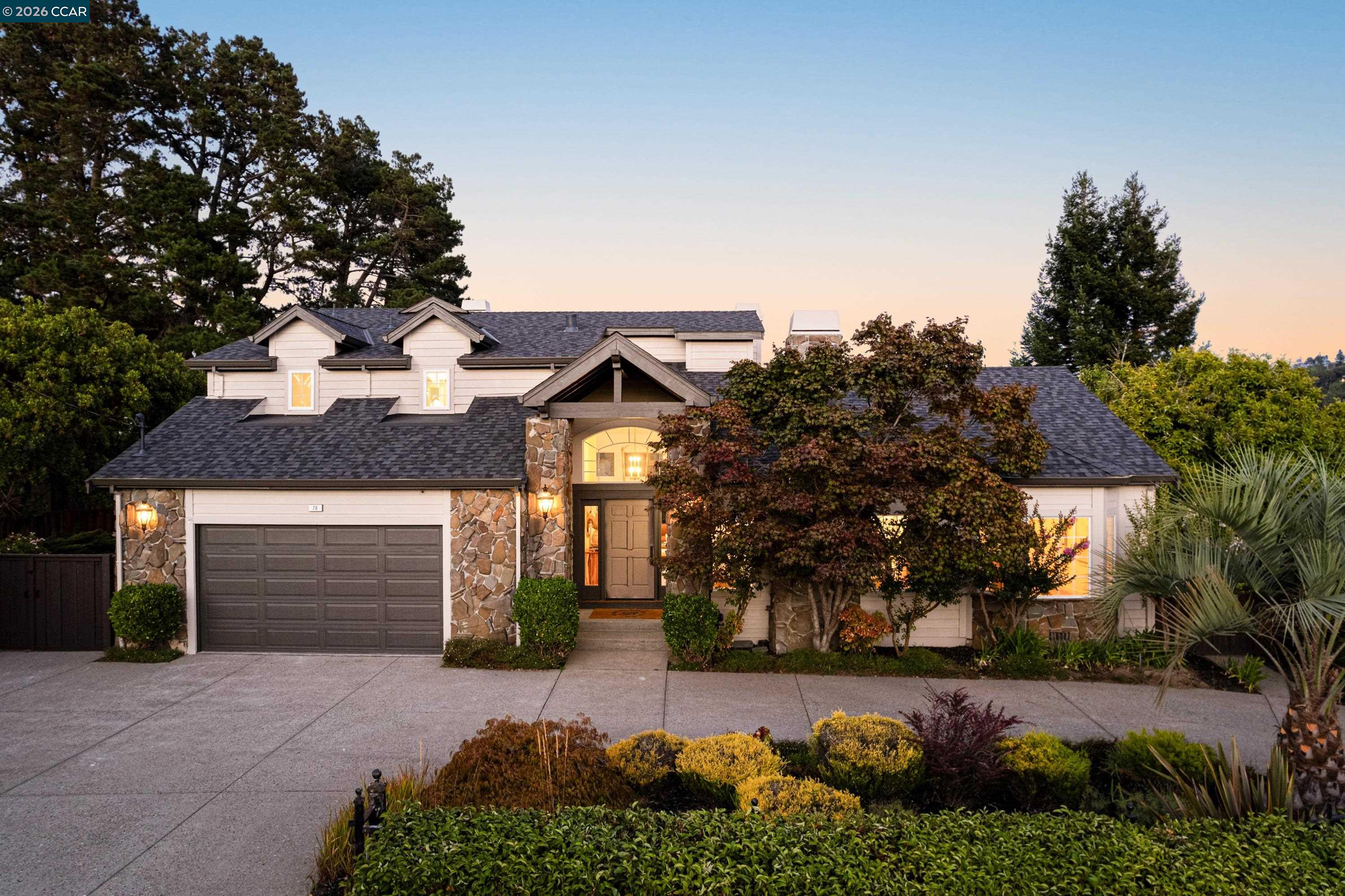 78 Scenic Dr