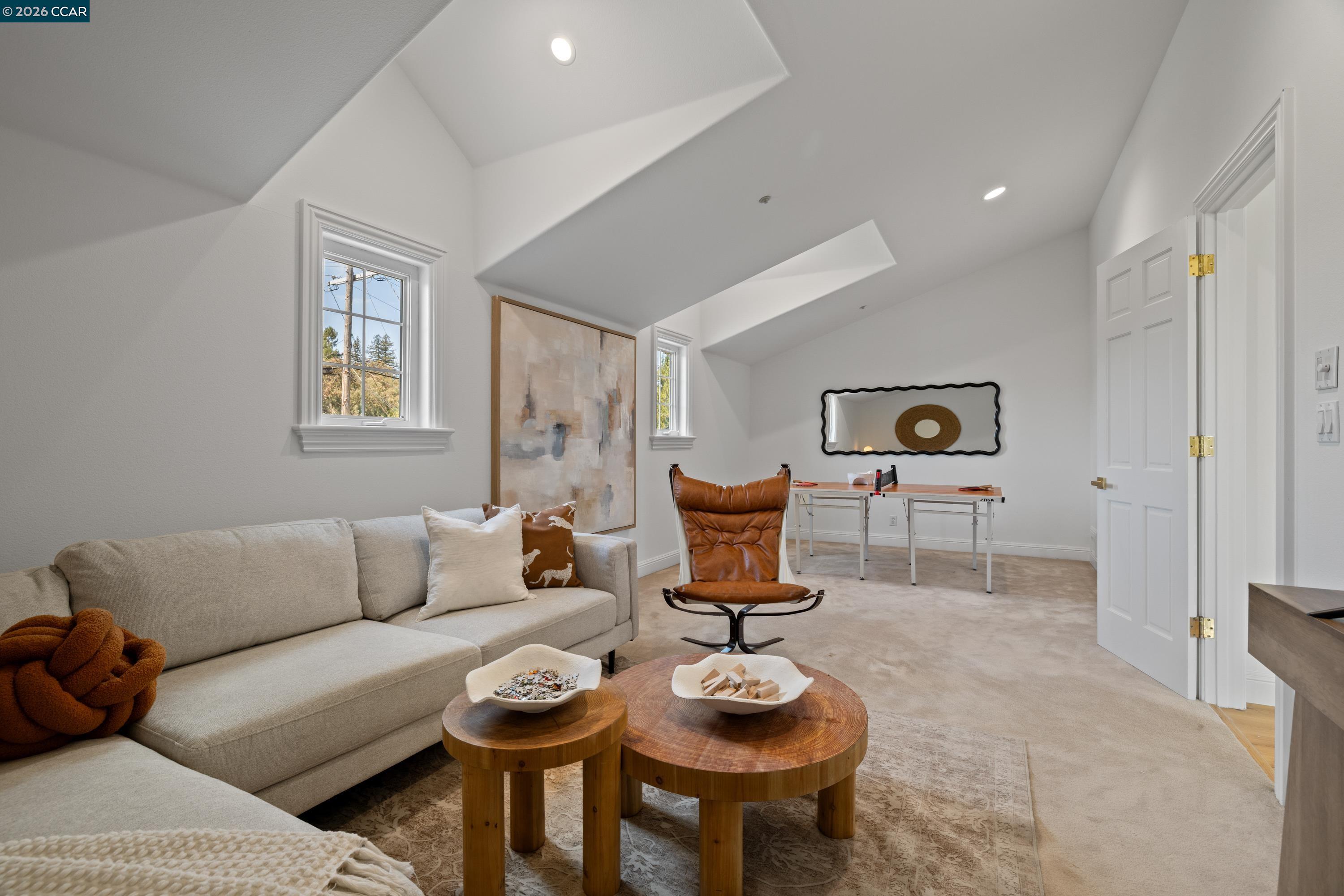 78 Scenic Dr