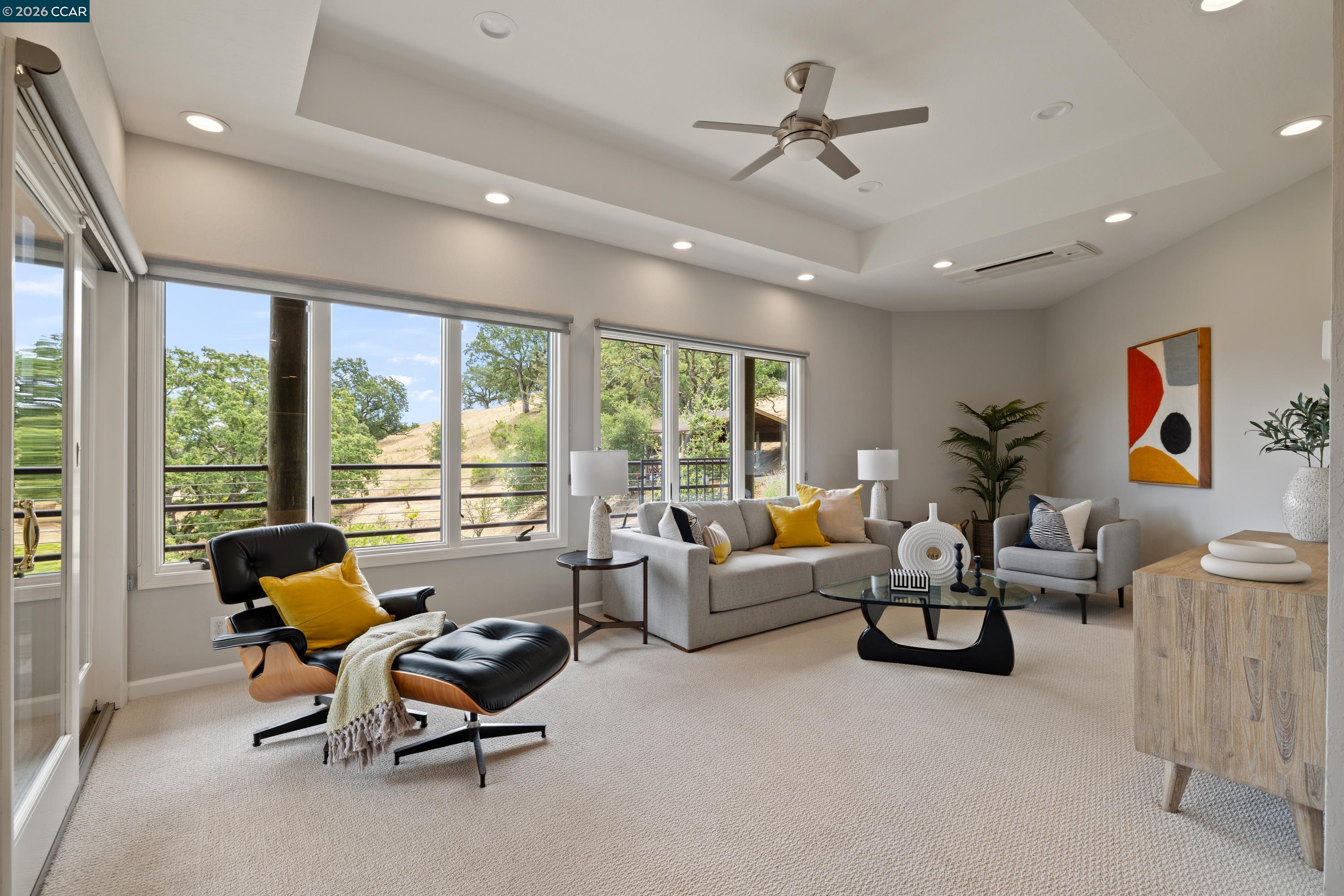 2 Leeward Glen