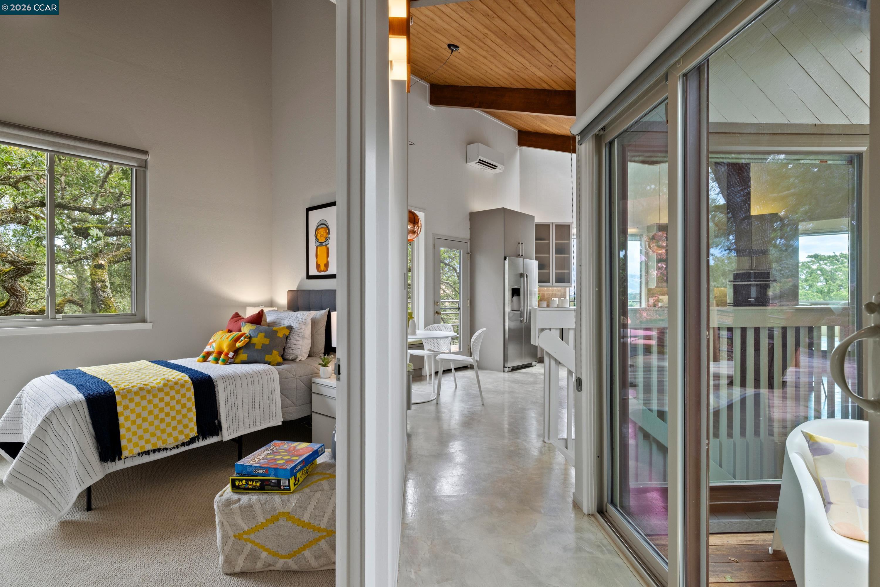 2 Leeward Glen