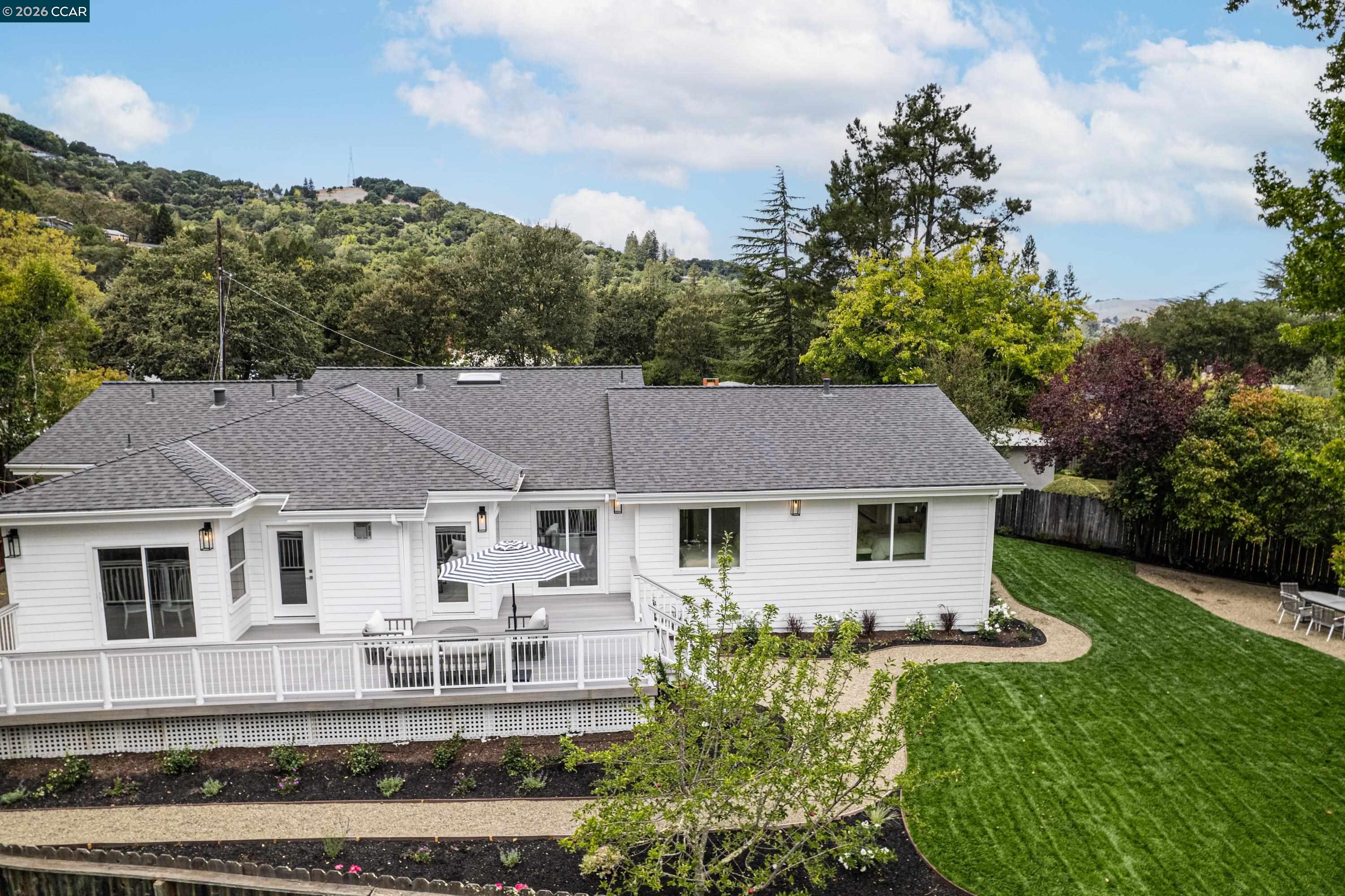 27 Stanton Ave