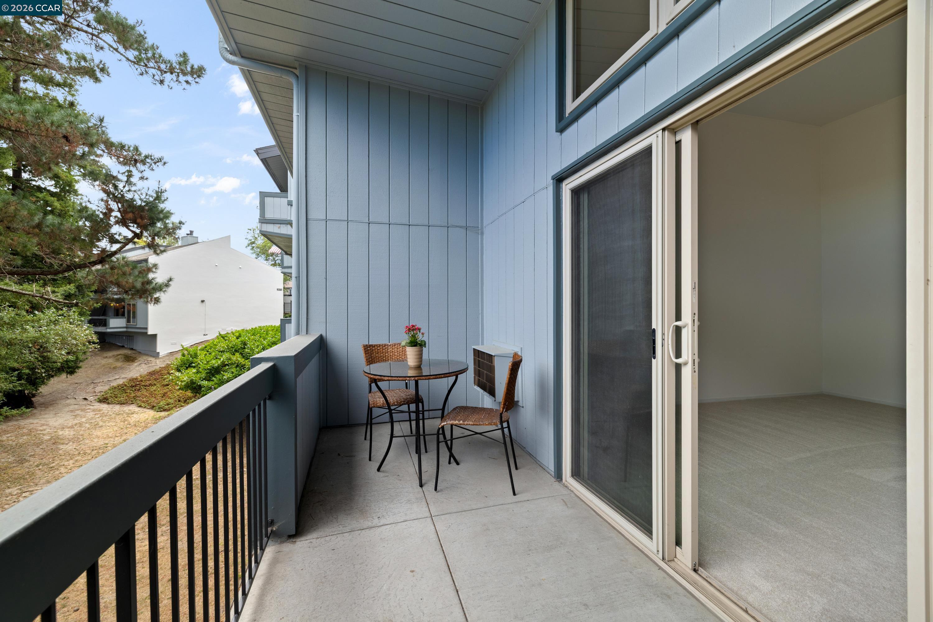 2059 Ascot Dr # 108