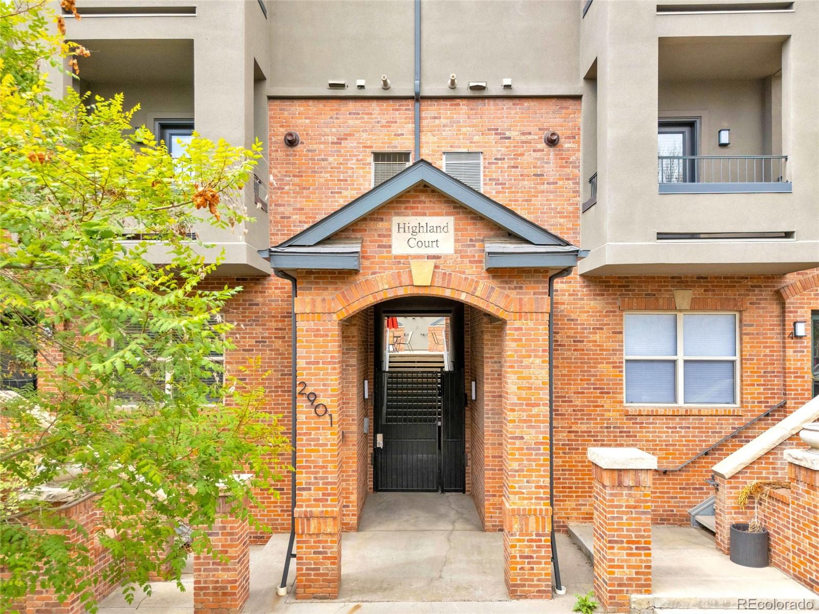 2901 Wyandot Street Unit: 2