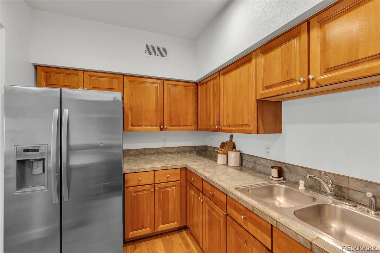 2901 Wyandot Street Unit: 2
