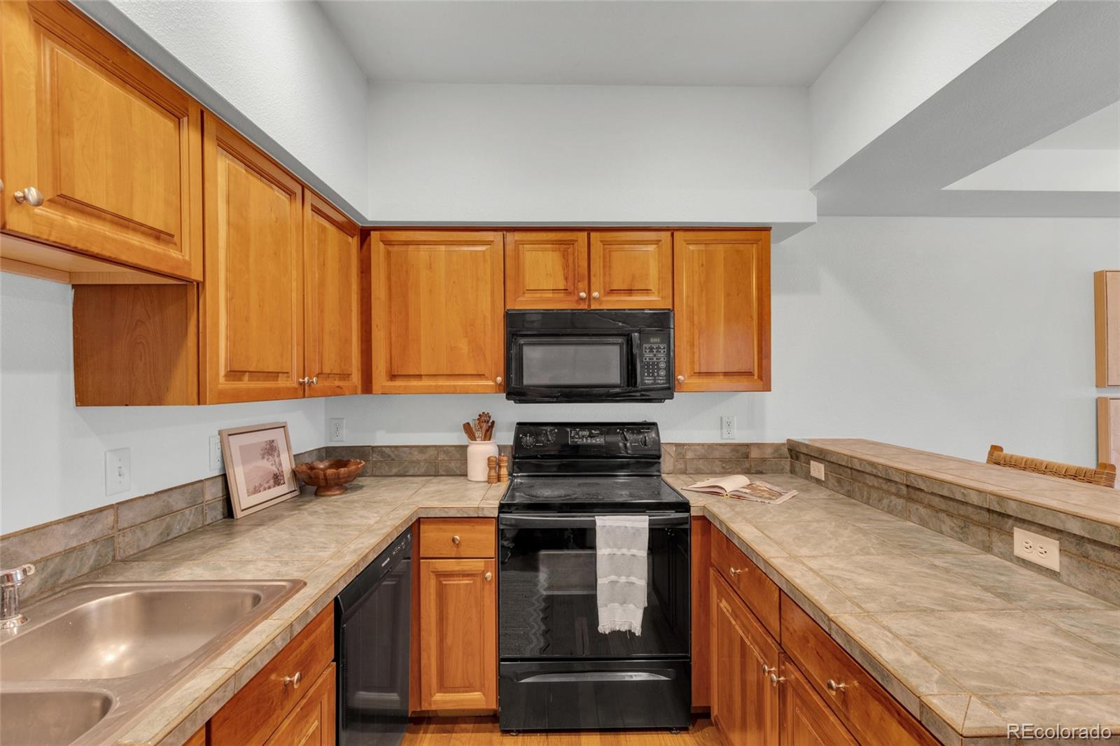 2901 Wyandot Street Unit: 2
