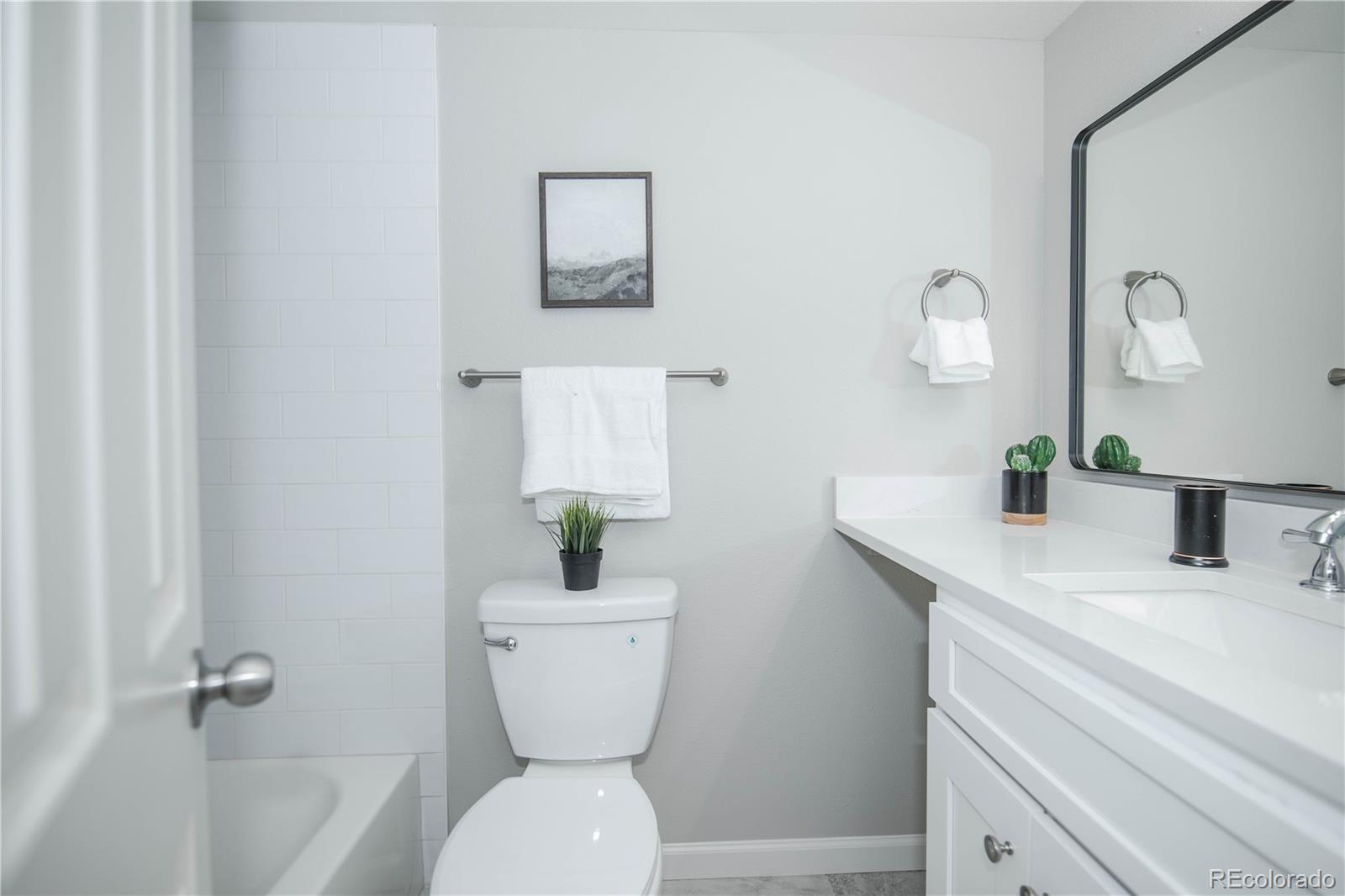 16153 E Alaska Place Unit: 5