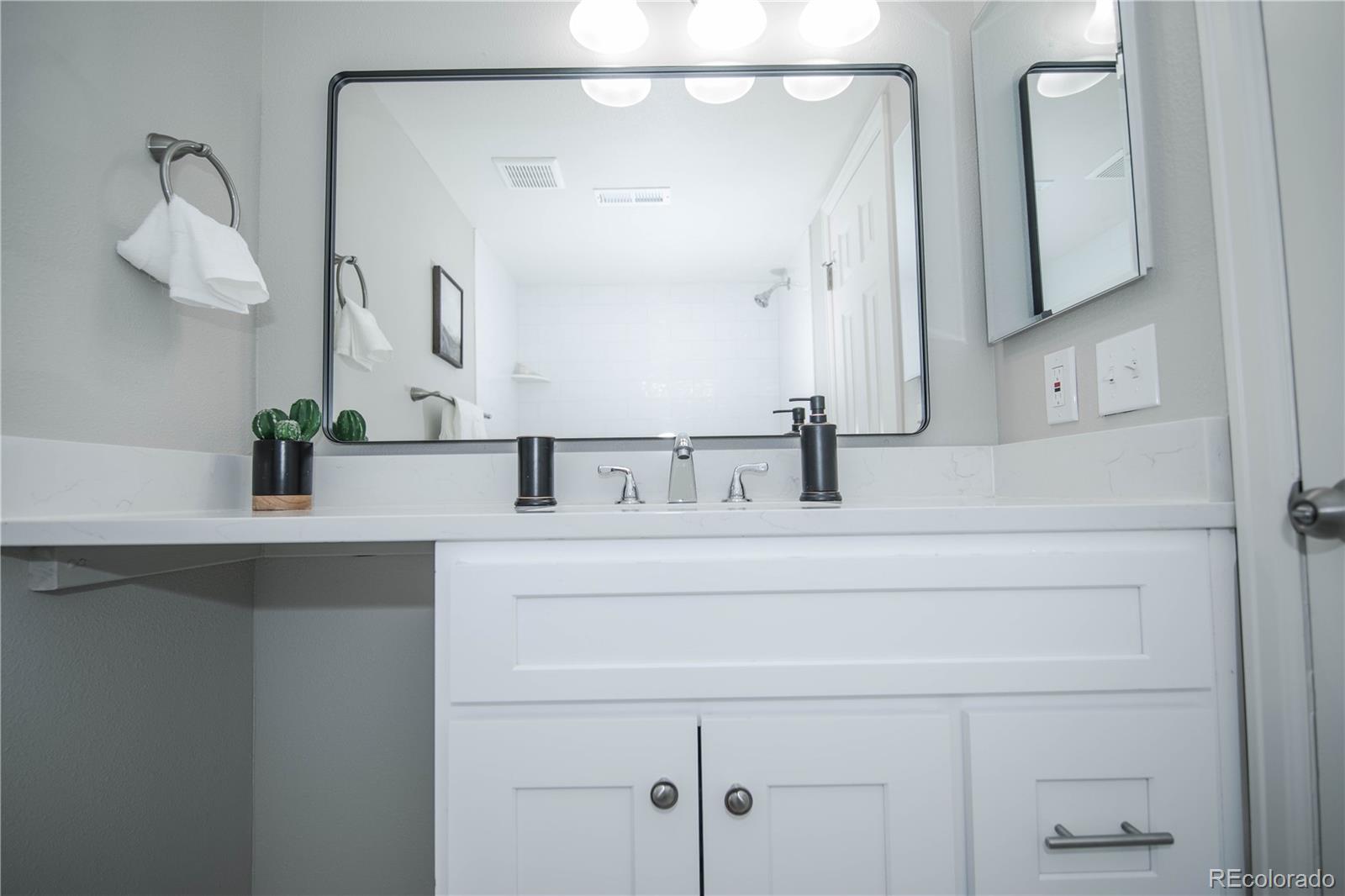 16153 E Alaska Place Unit: 5