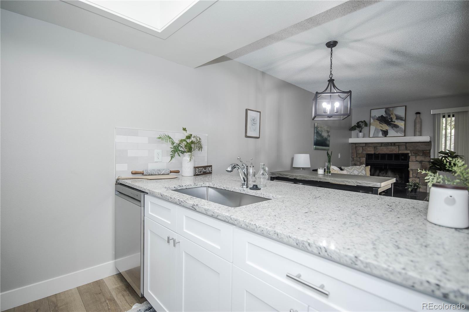 16153 E Alaska Place Unit: 5