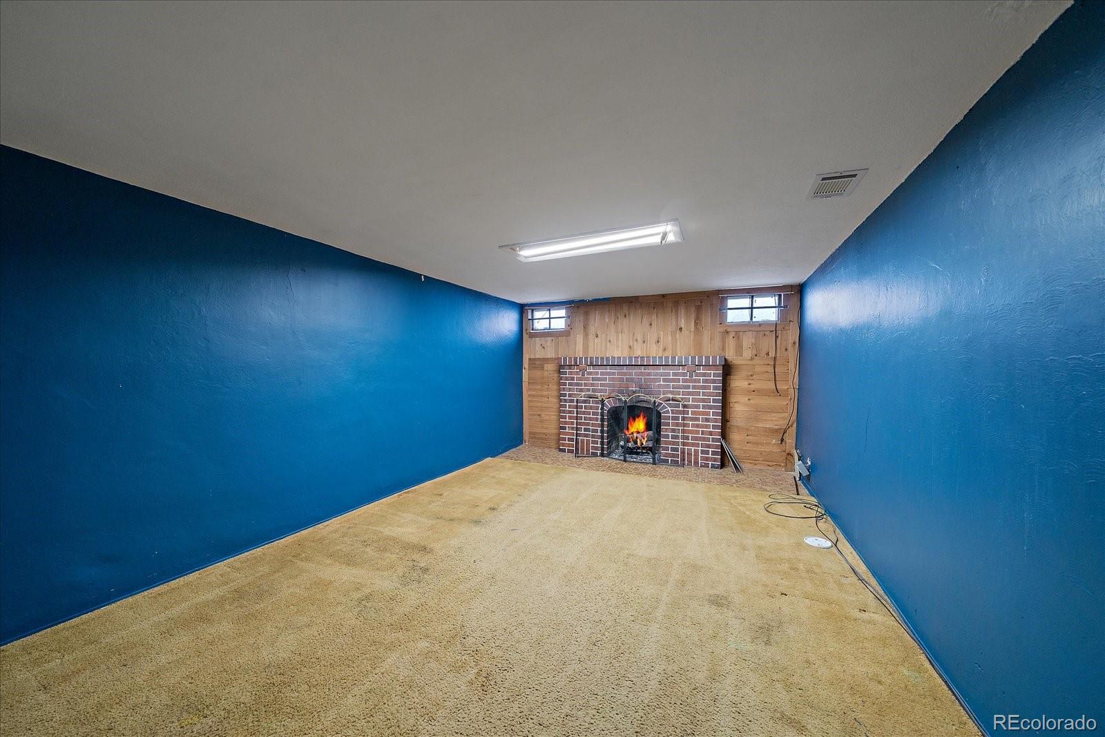 2575 S Lafayette Street