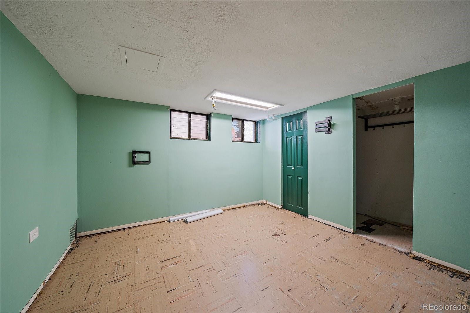 2575 S Lafayette Street