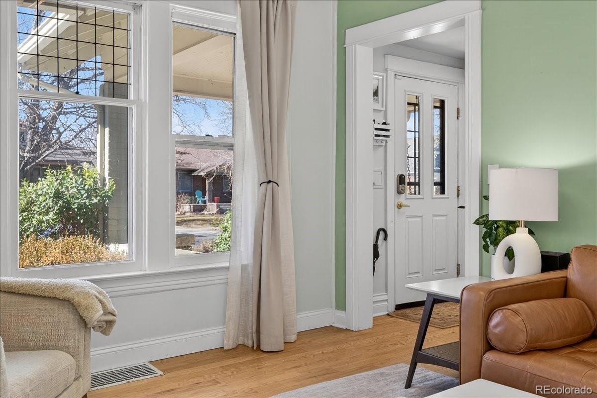 854 S Clarkson Street