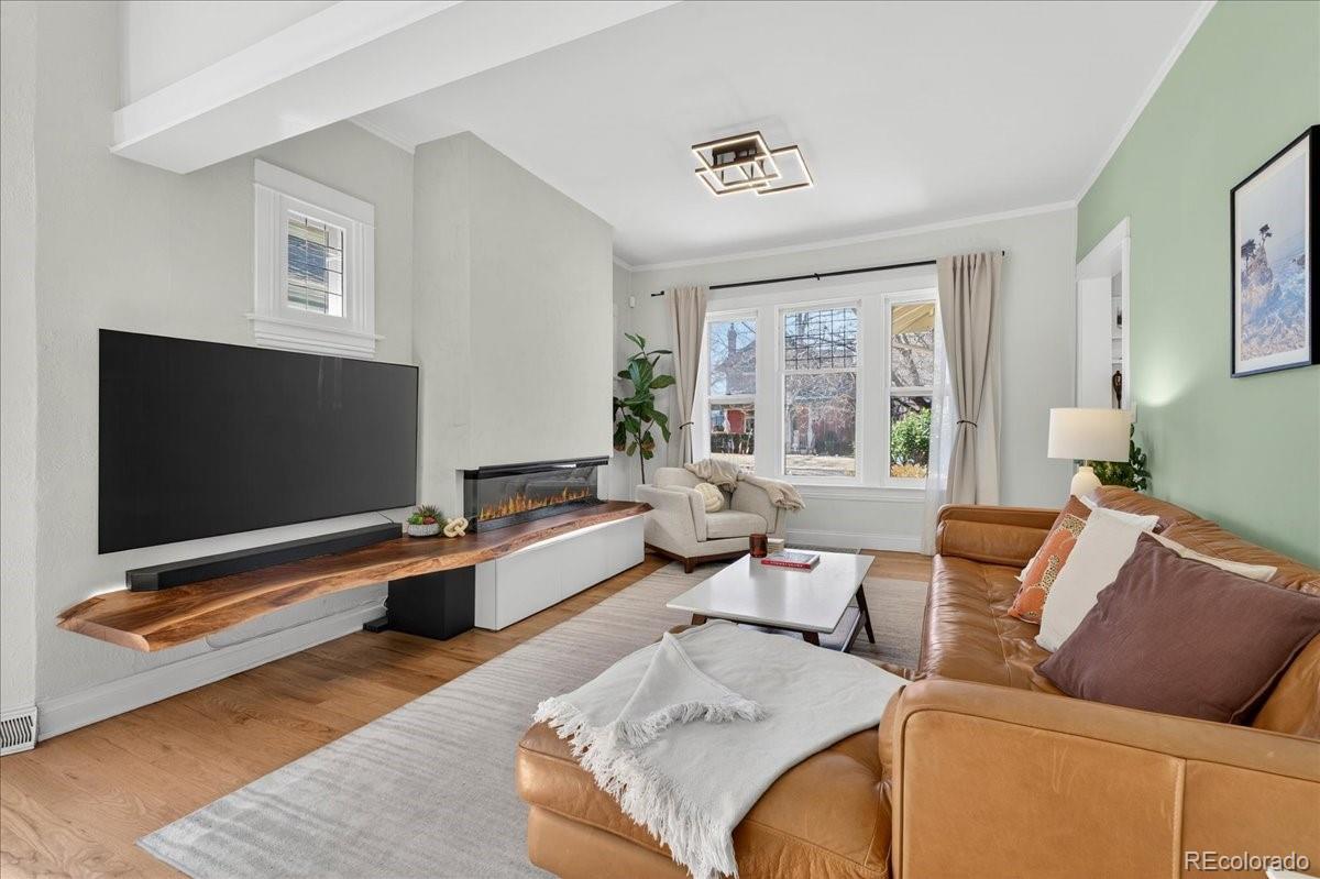 854 S Clarkson Street