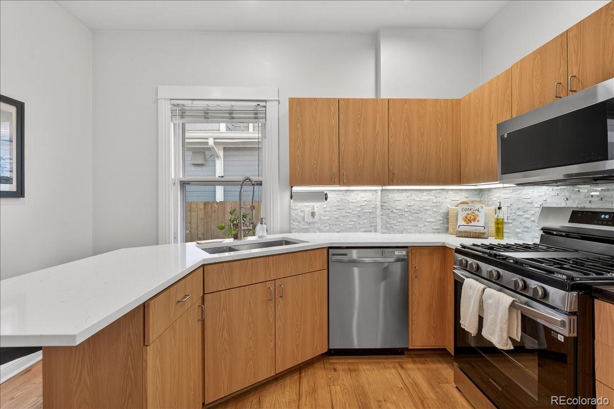 854 S Clarkson Street