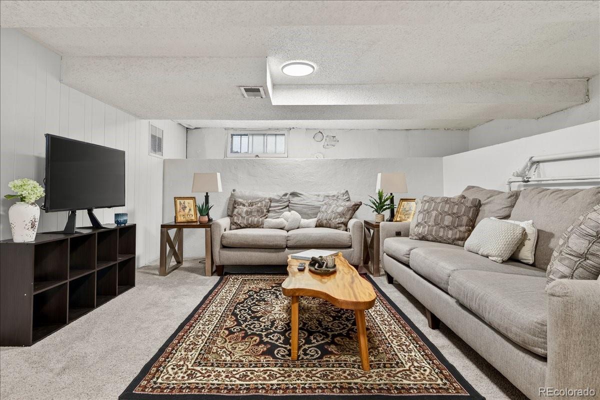 854 S Clarkson Street