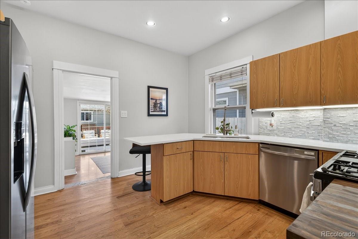 854 S Clarkson Street