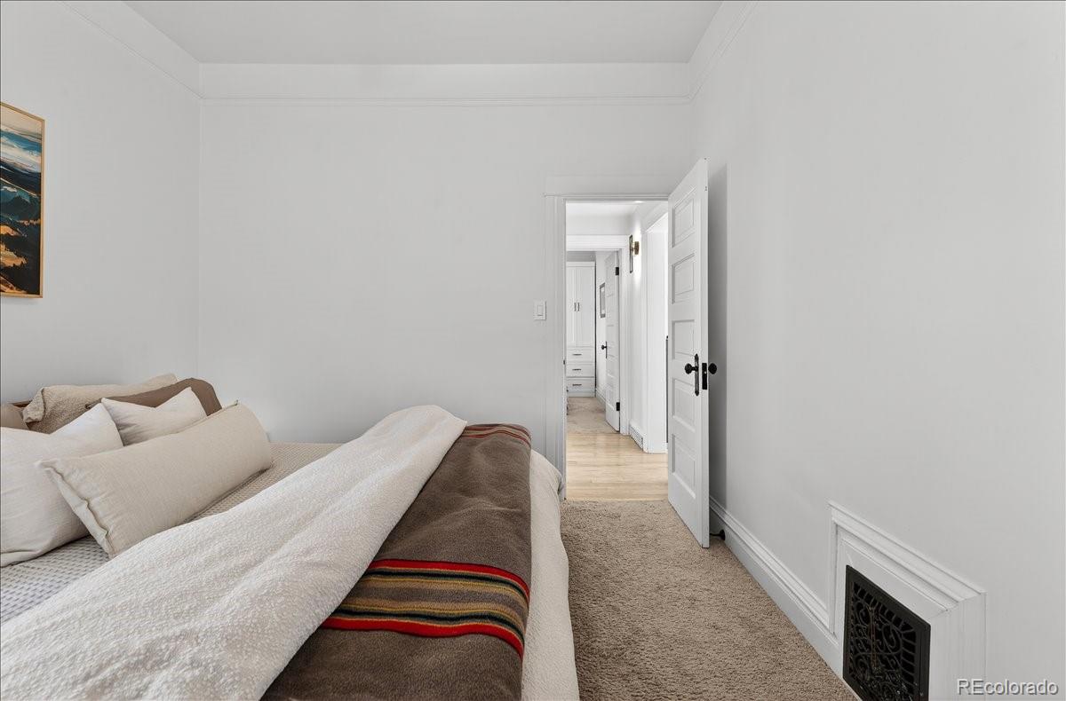 854 S Clarkson Street